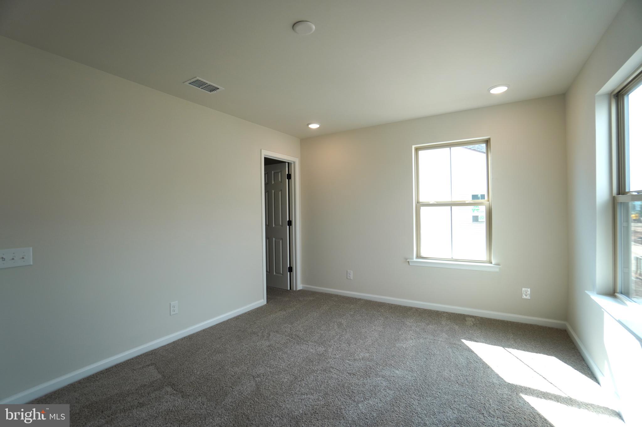 LIBERTY RIDGE - Residential Lease