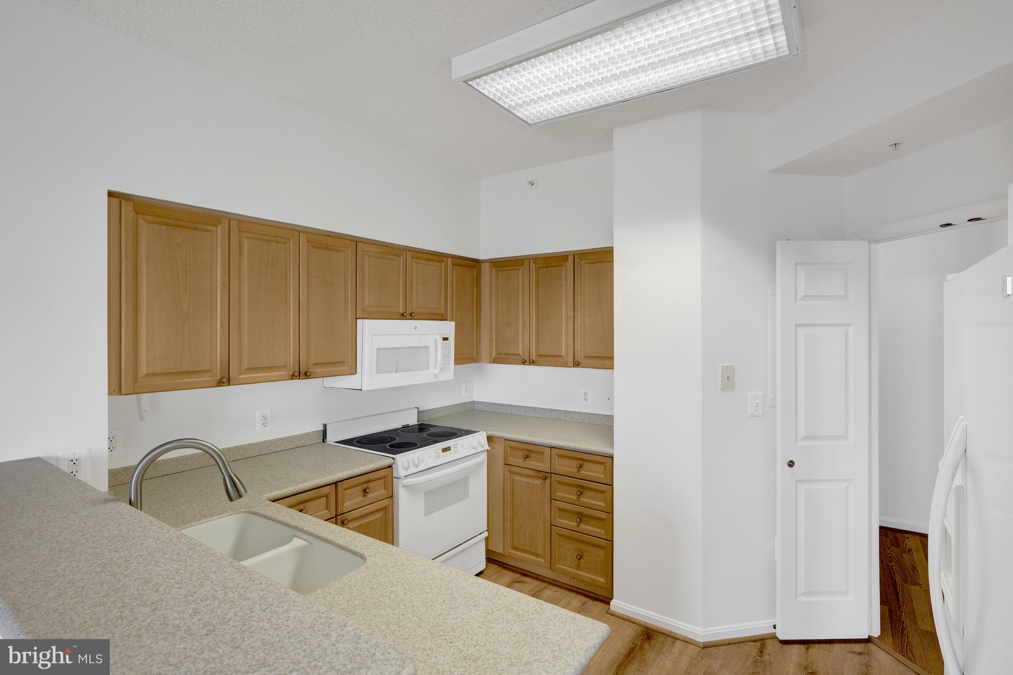 LANSDOWNE WOODS - Residential