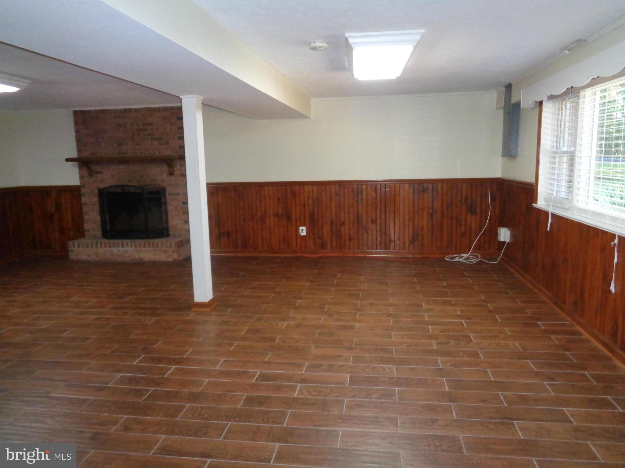 HIGHLAND HOMES - Residential Lease