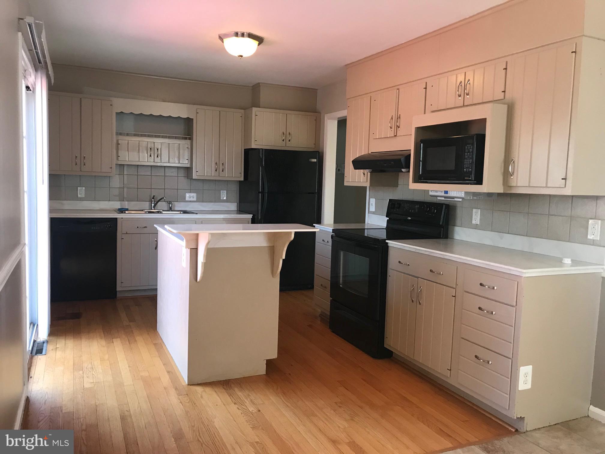 HIGHLAND HOMES - Residential Lease