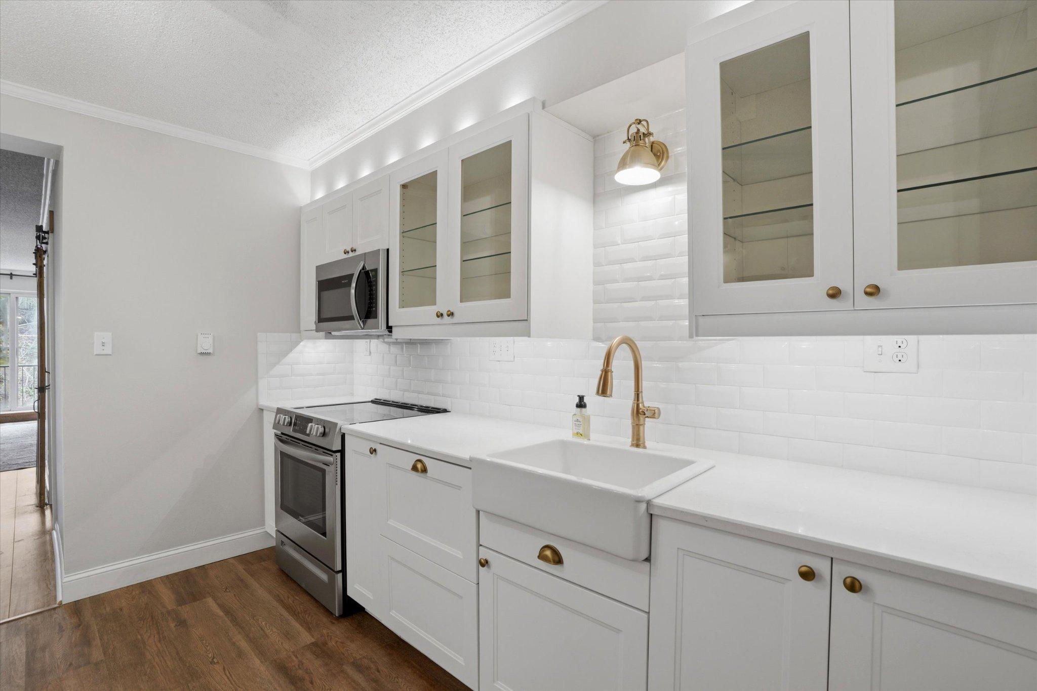 HAVERFORD HILL - Residential