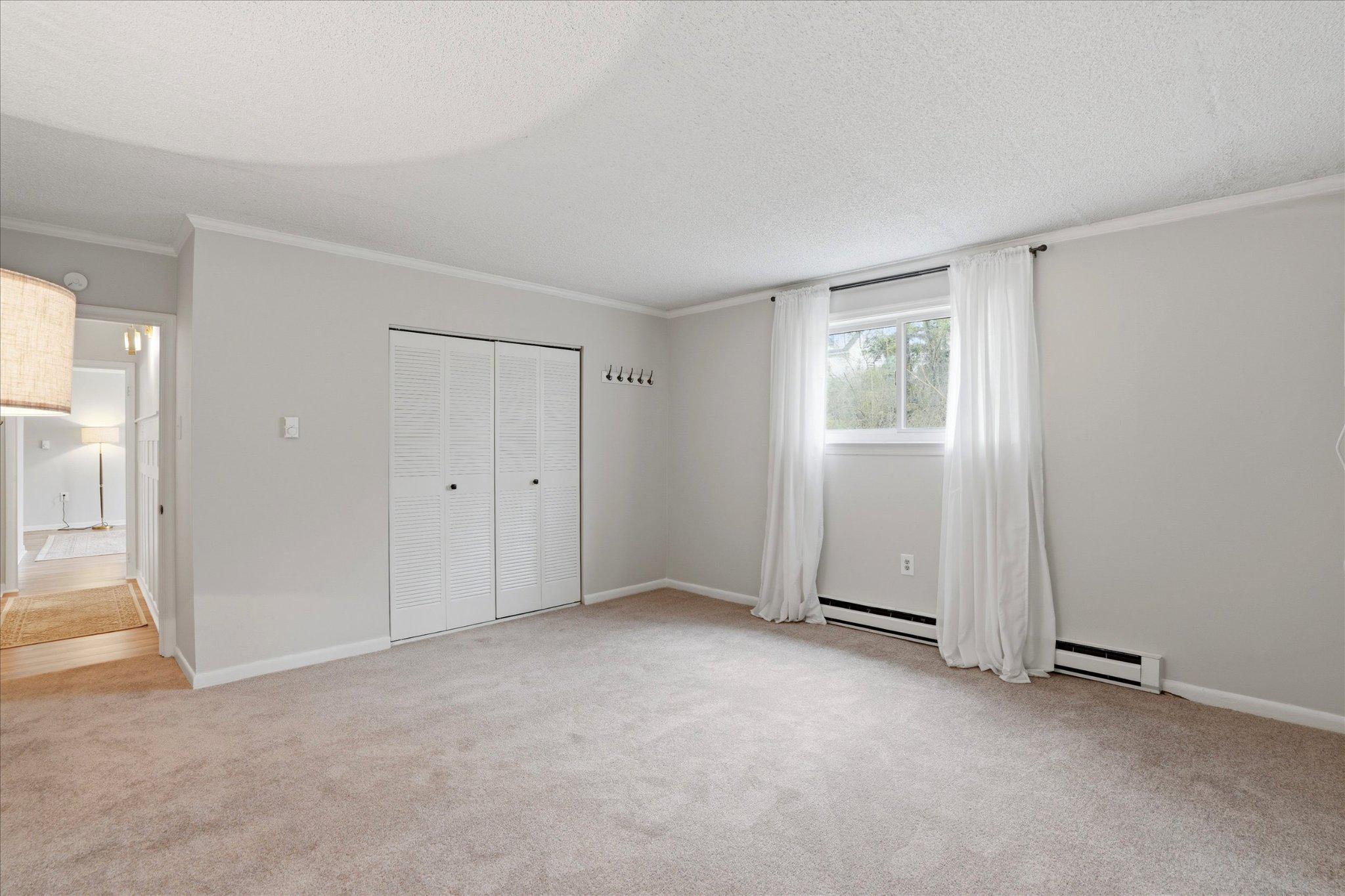 HAVERFORD HILL - Residential