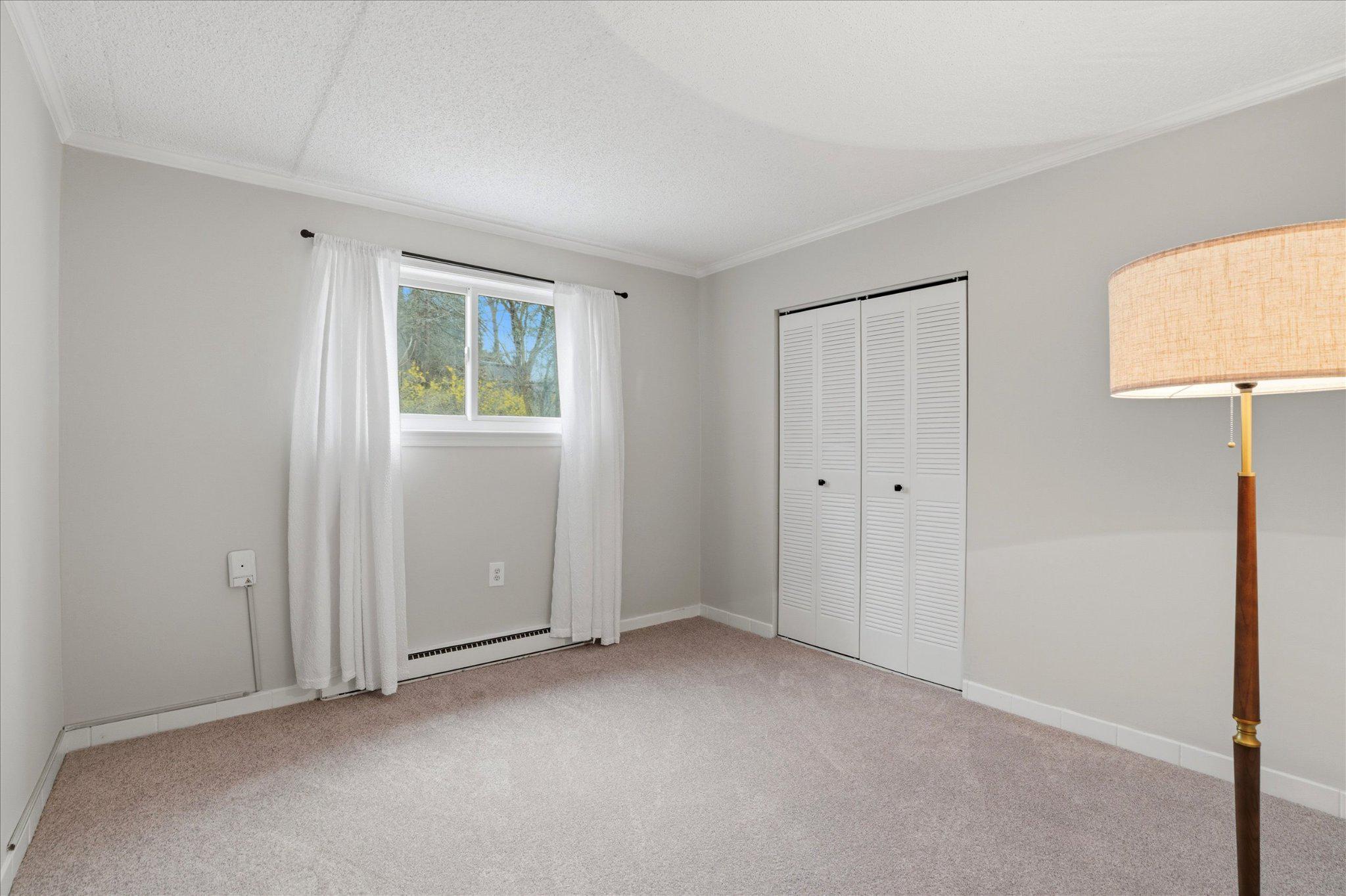 HAVERFORD HILL - Residential