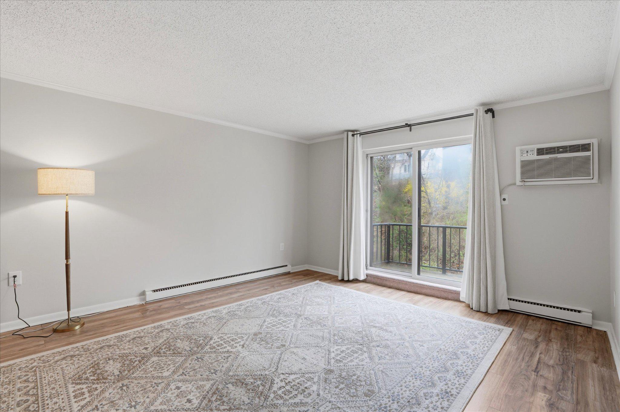 HAVERFORD HILL - Residential