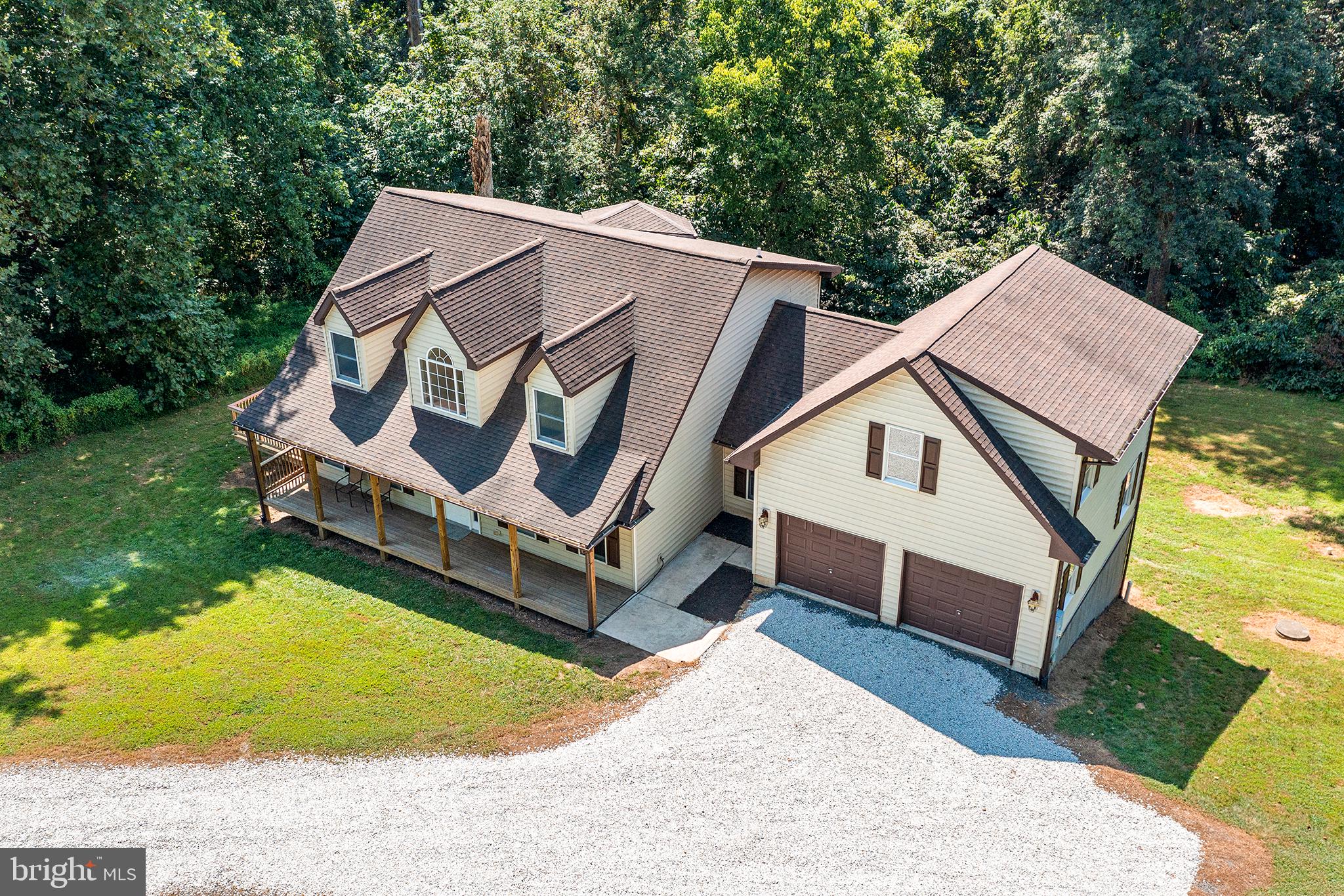 ROLLING HILLS - Residential