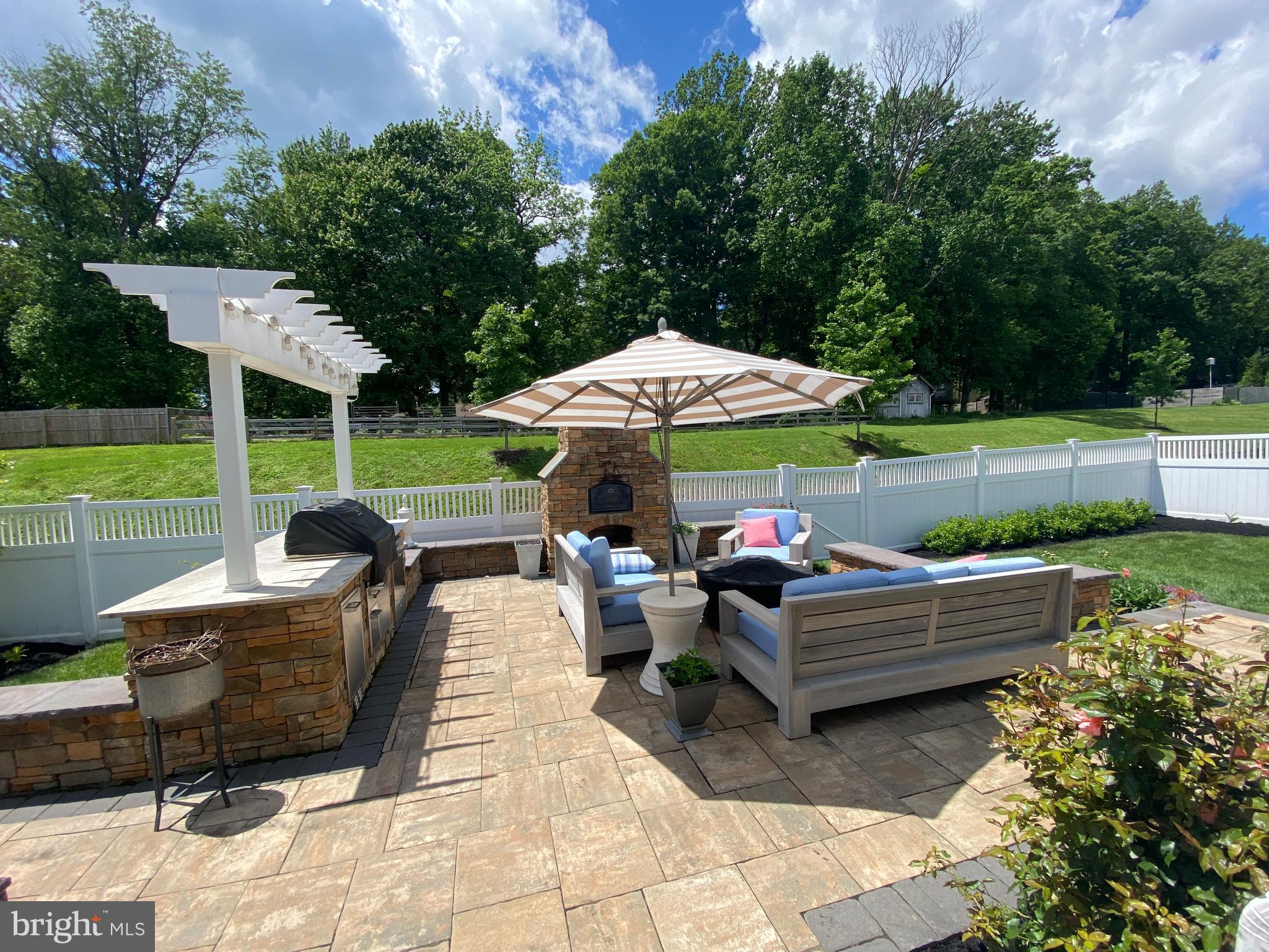 MAPLE LAWN SOUTH - Residential