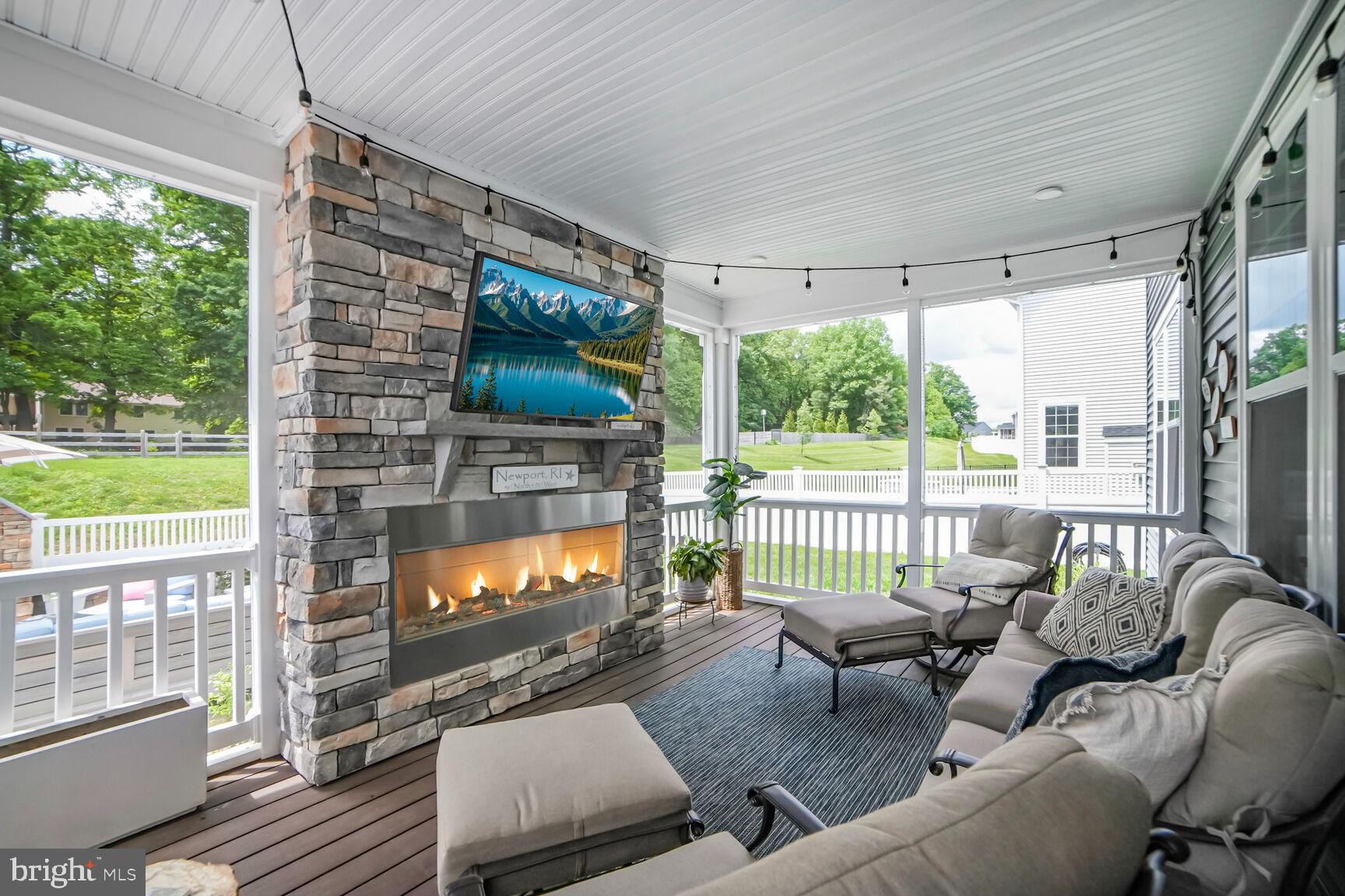 MAPLE LAWN SOUTH - Residential