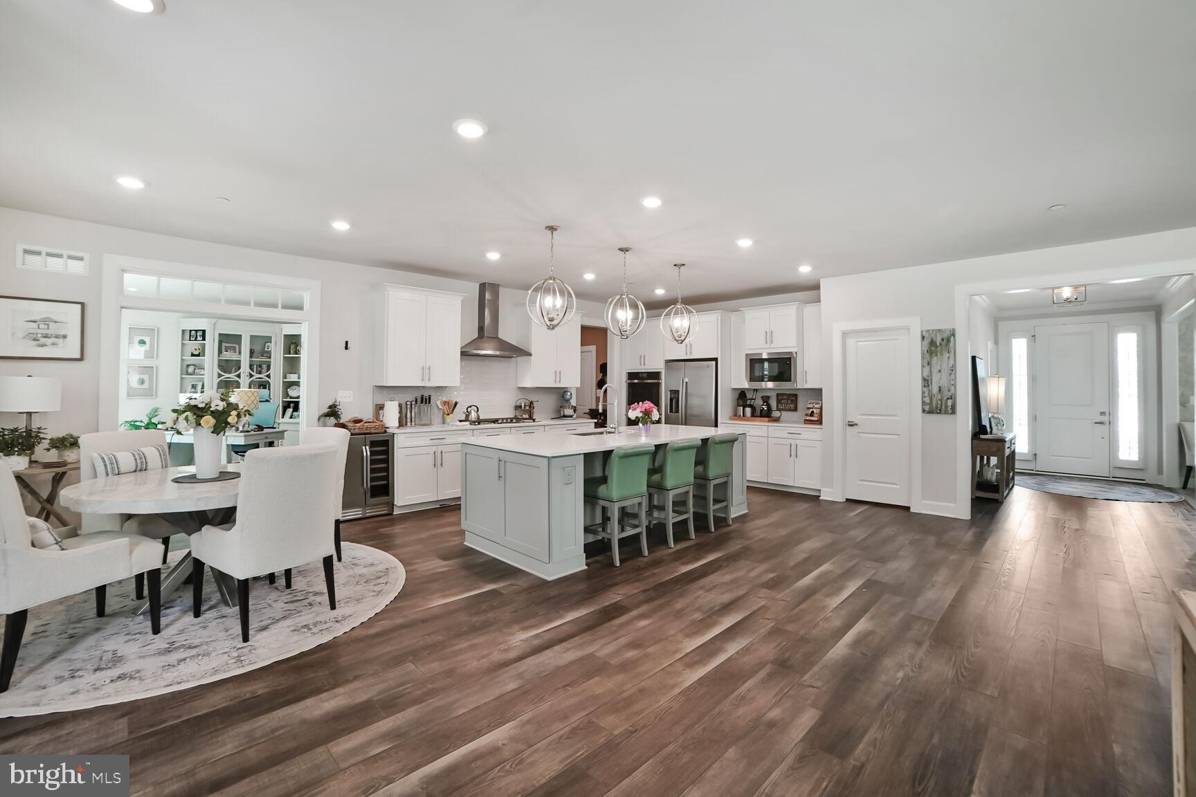 MAPLE LAWN SOUTH - Residential