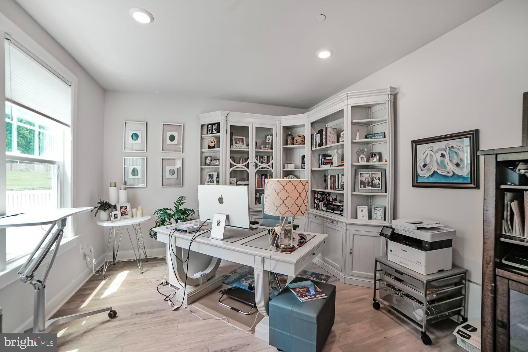 MAPLE LAWN SOUTH - Residential