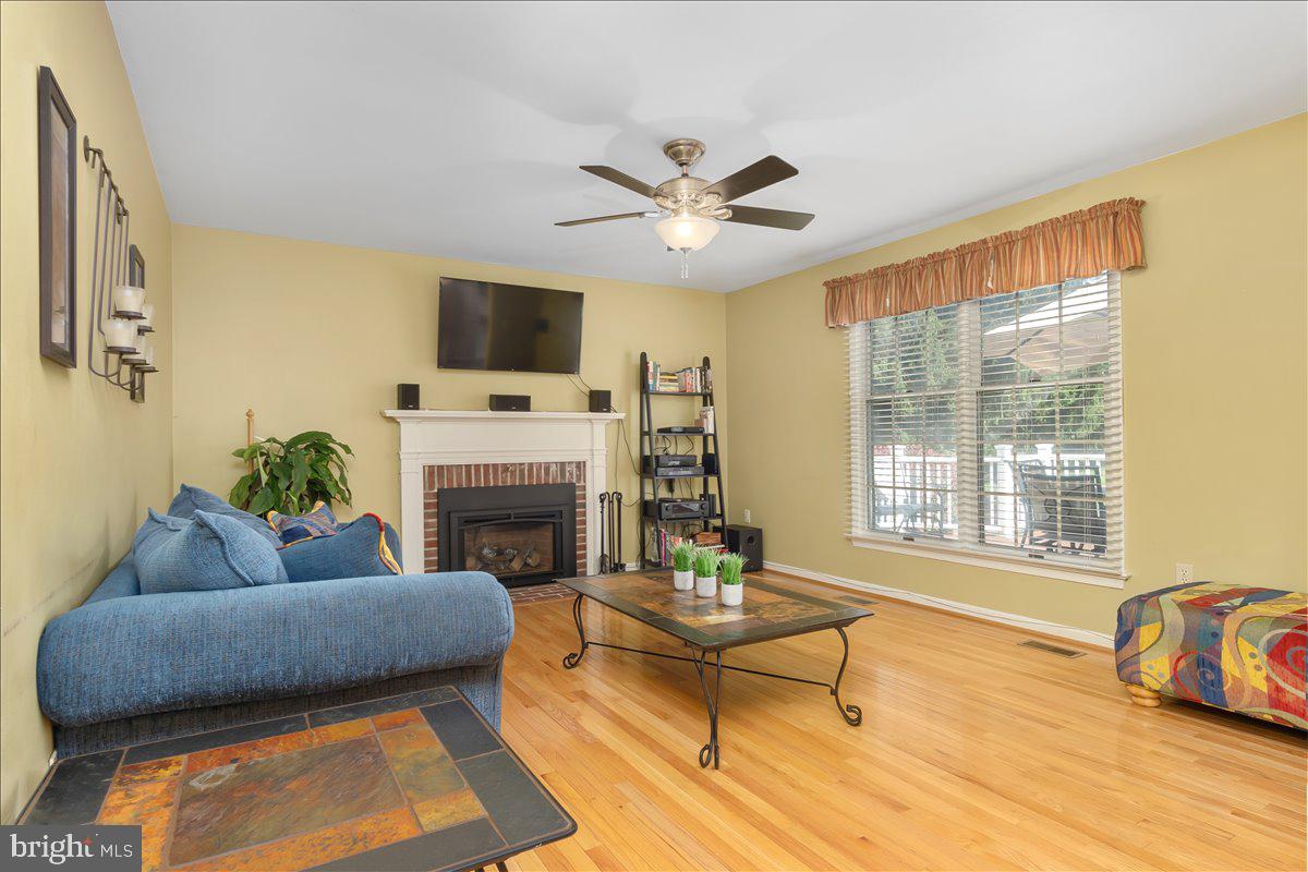 WHITTIER - Residential