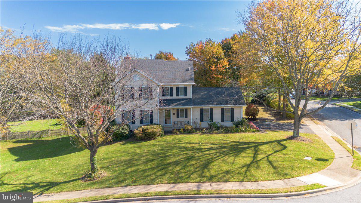 2110 FOXFIELD