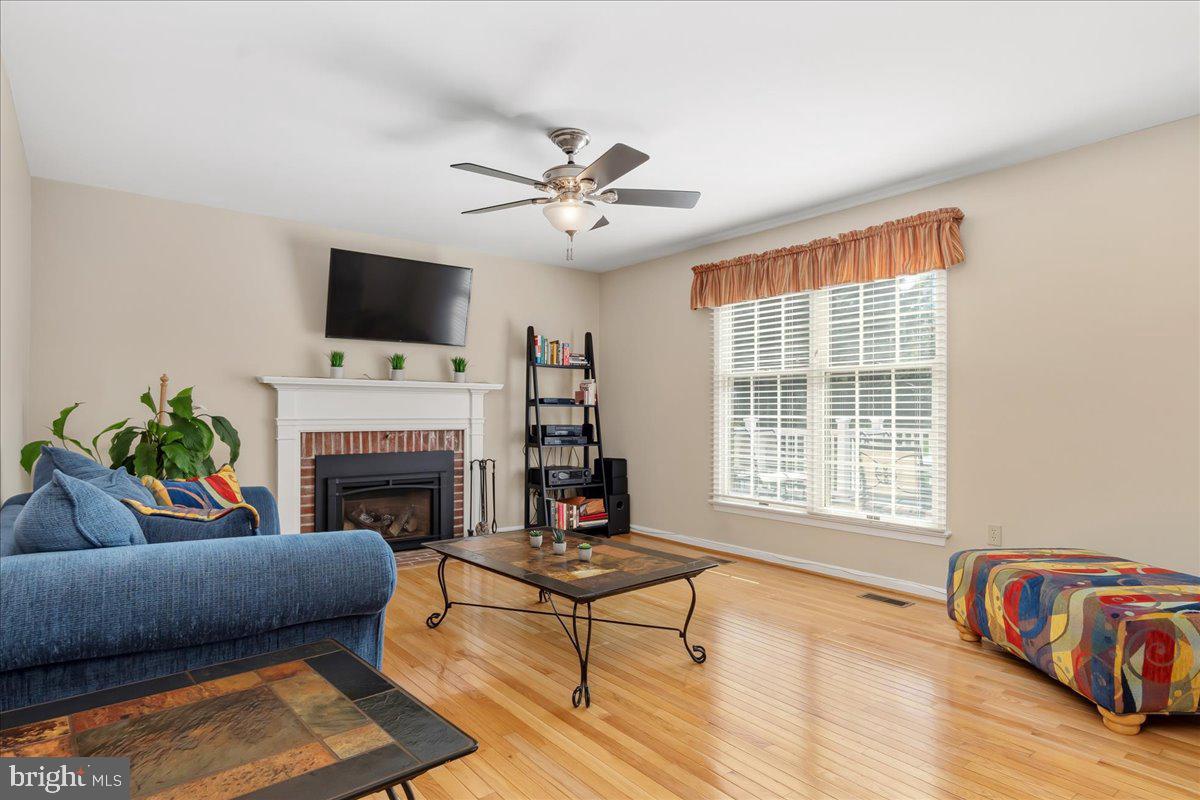 WHITTIER - Residential