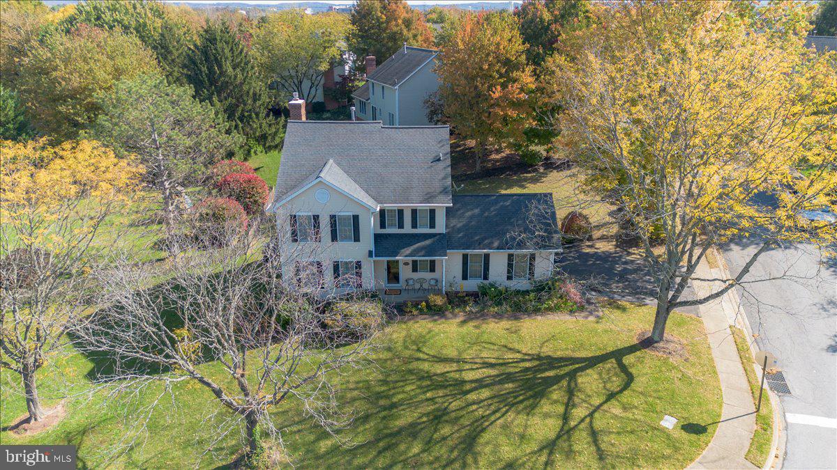 2110 FOXFIELD