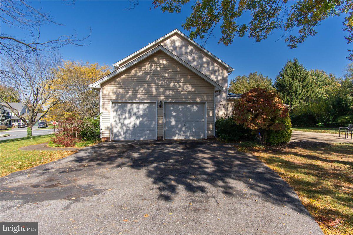 WHITTIER - Residential