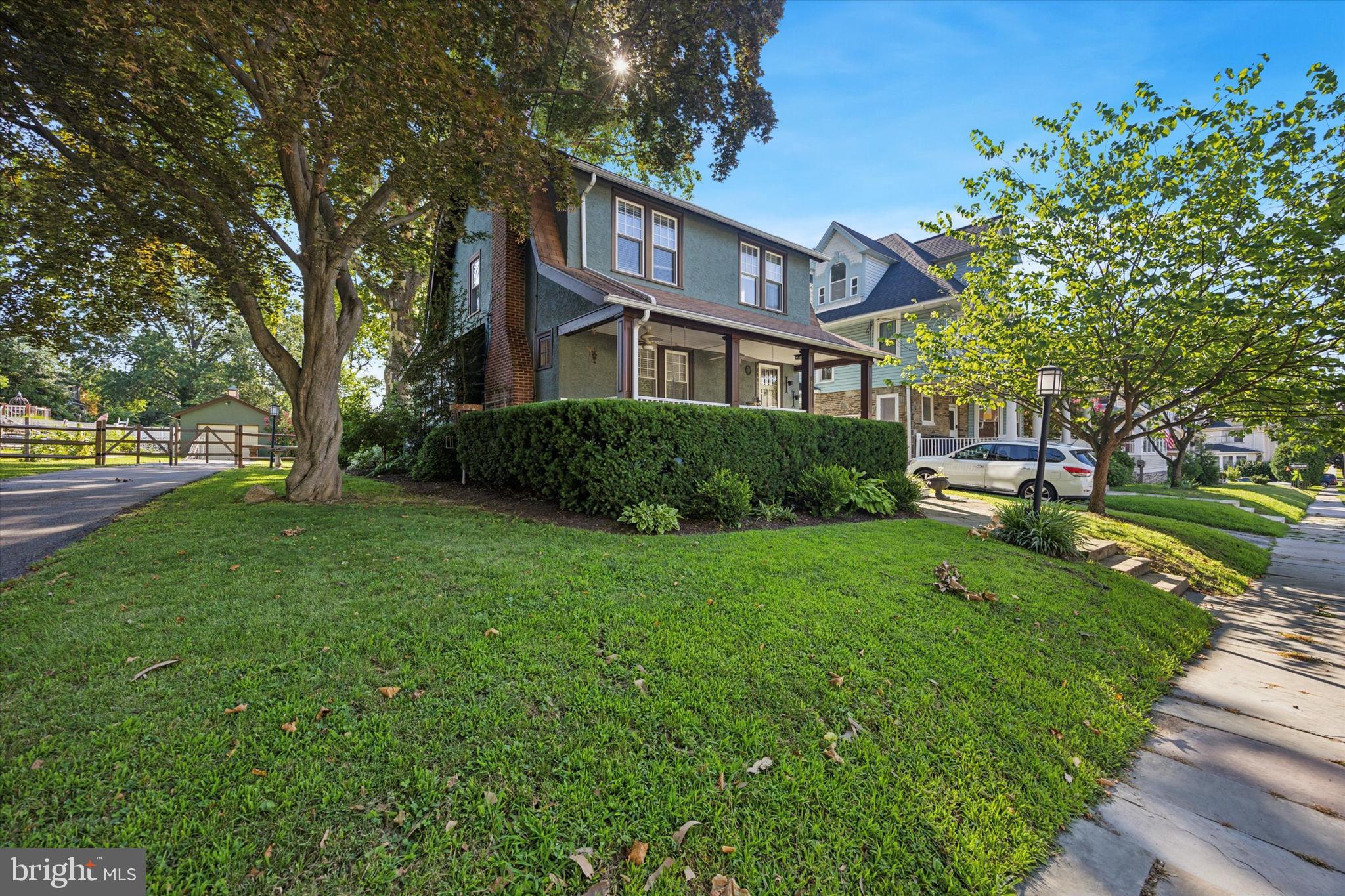 107 LEON AVENUE