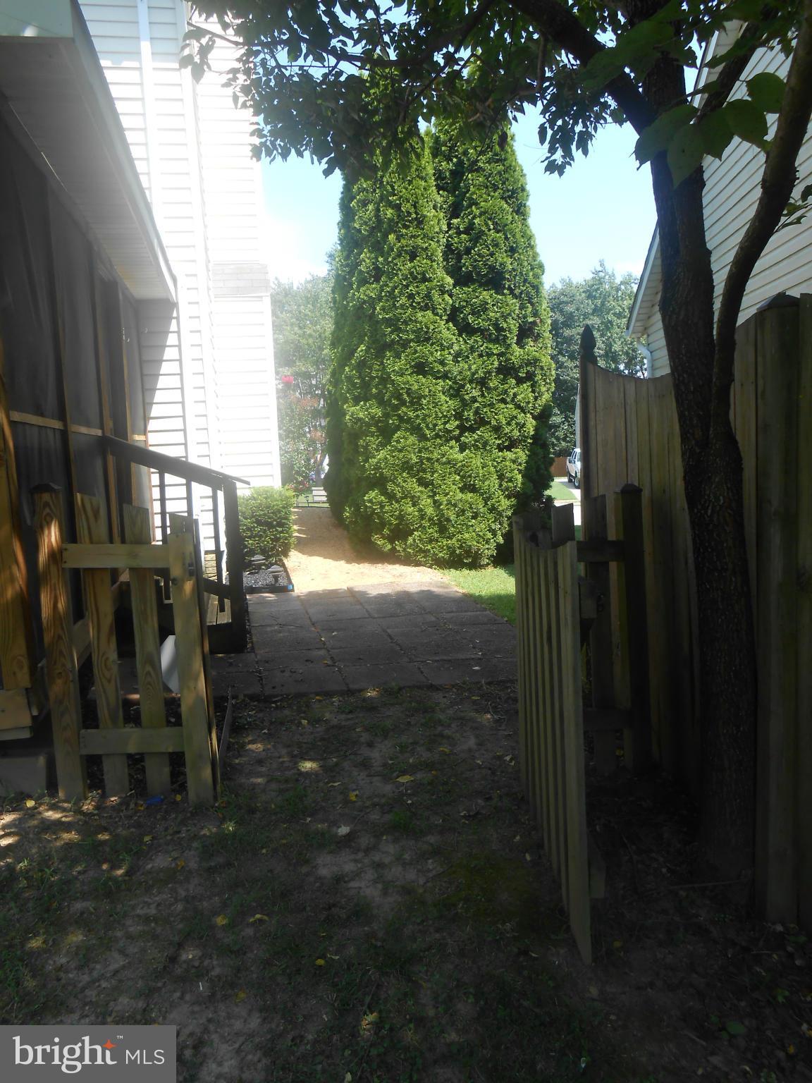 CHANCELLOR GREEN - Residential