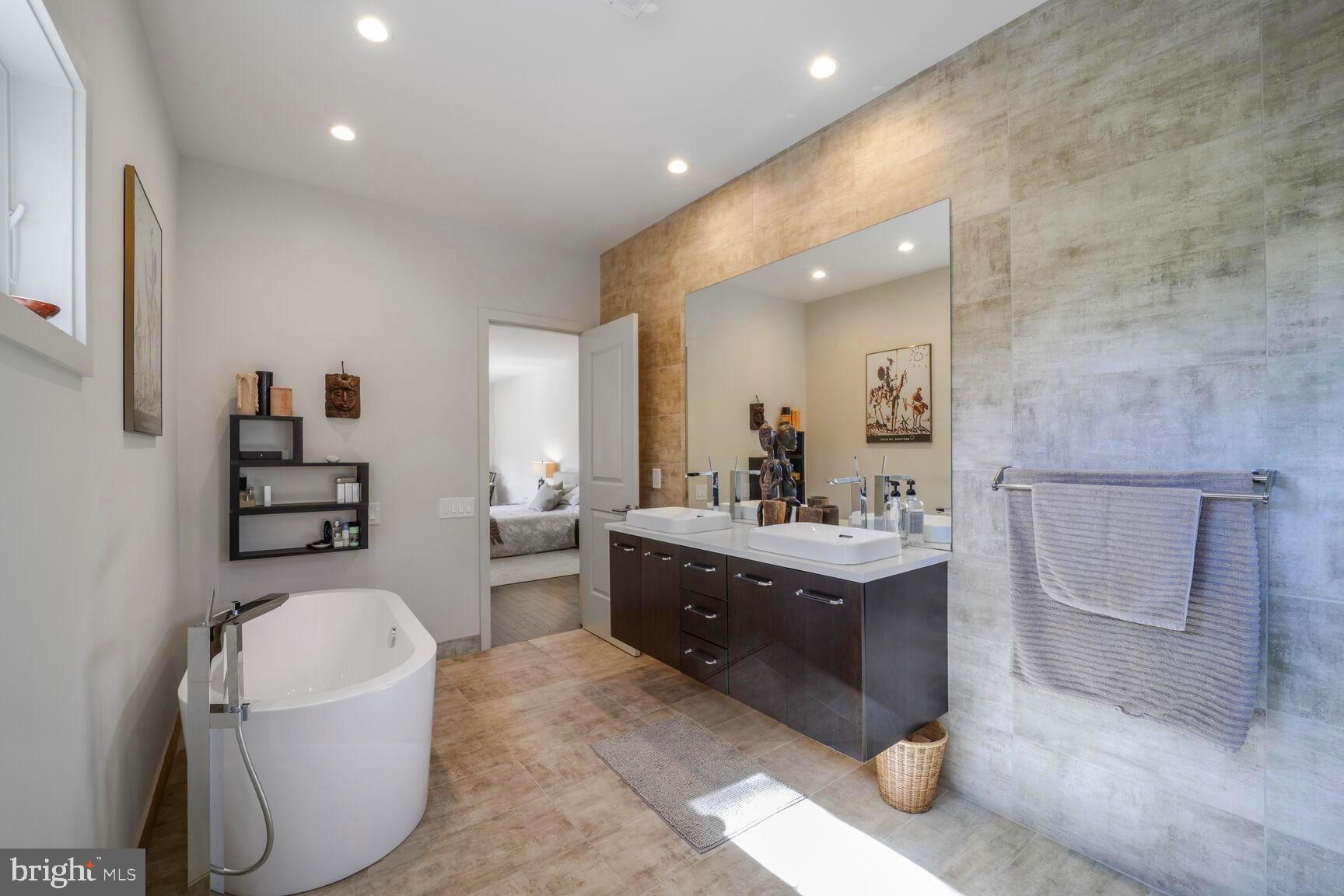 BRADMOOR - Residential