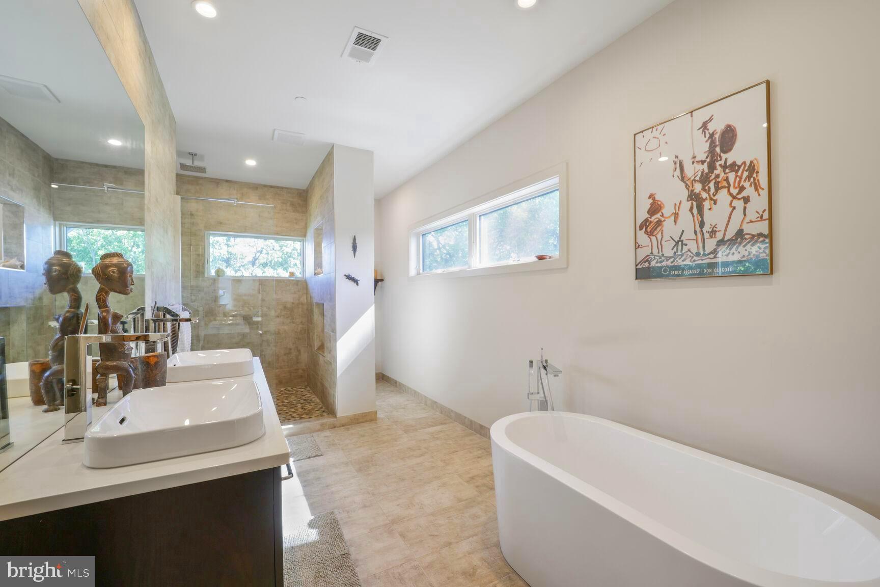 BRADMOOR - Residential