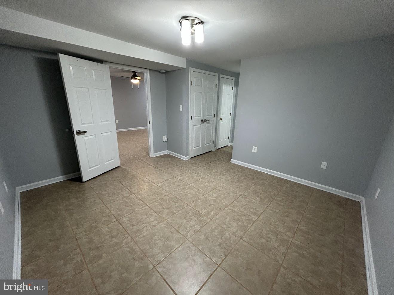 LEE'S HILL NORTH - Residential Lease