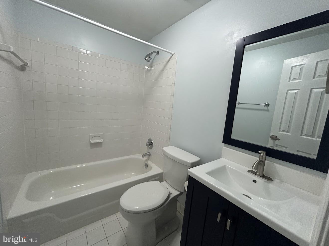 LEE'S HILL NORTH - Residential Lease