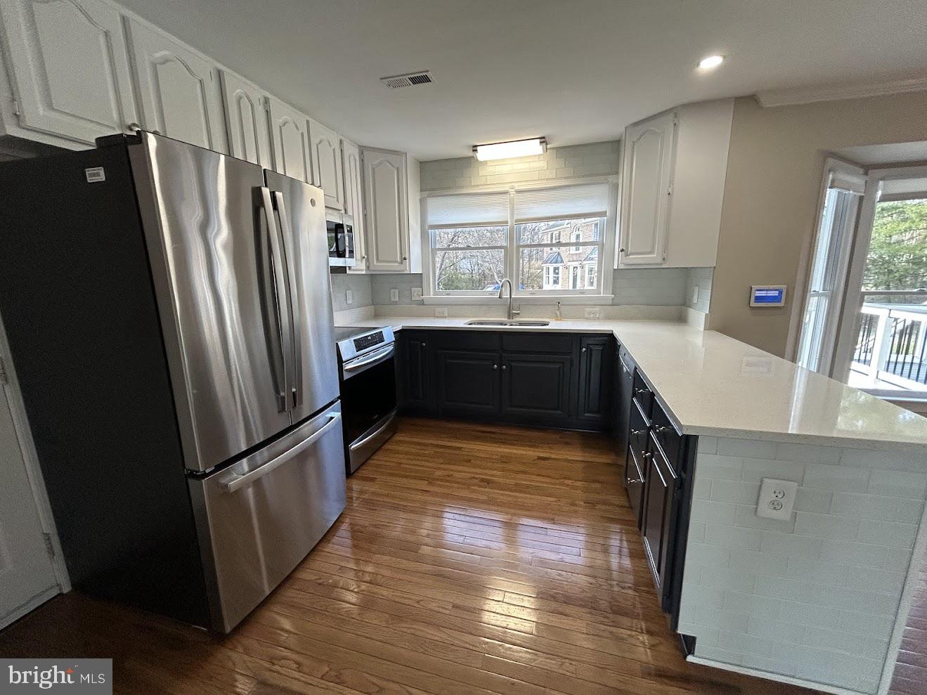 LEE'S HILL NORTH - Residential Lease