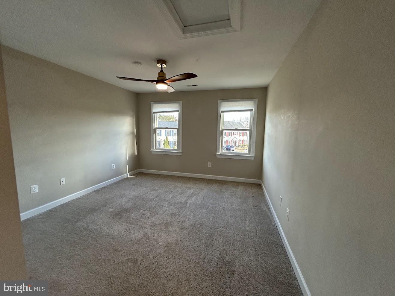 LEE'S HILL NORTH - Residential Lease