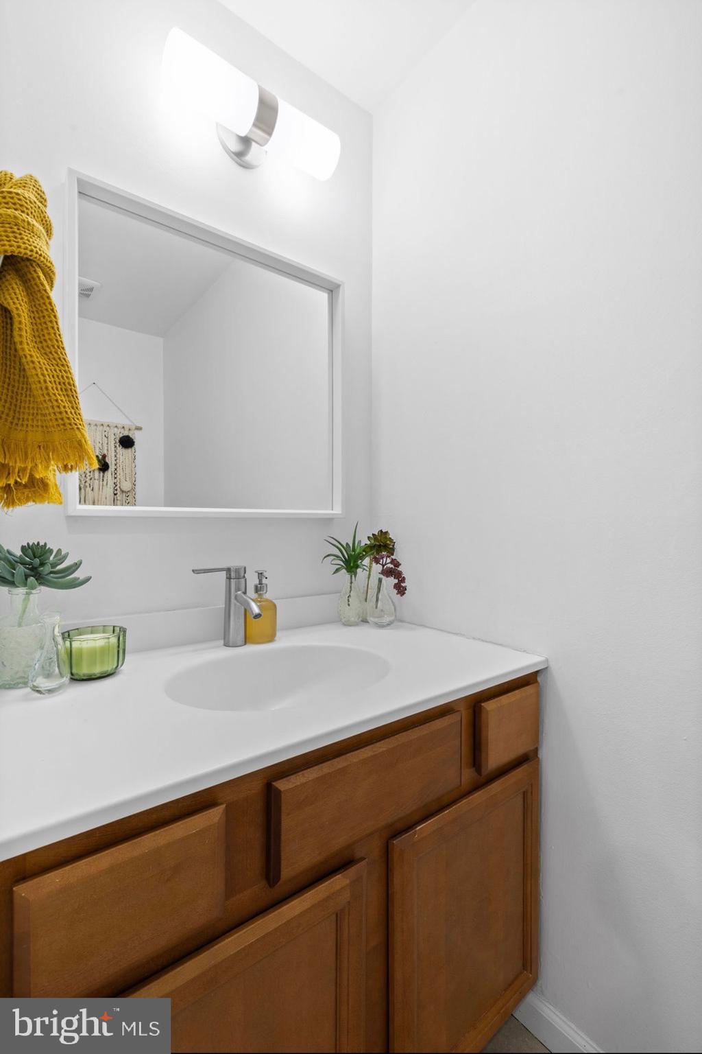 OXFORD OF BLUE BELL - Residential