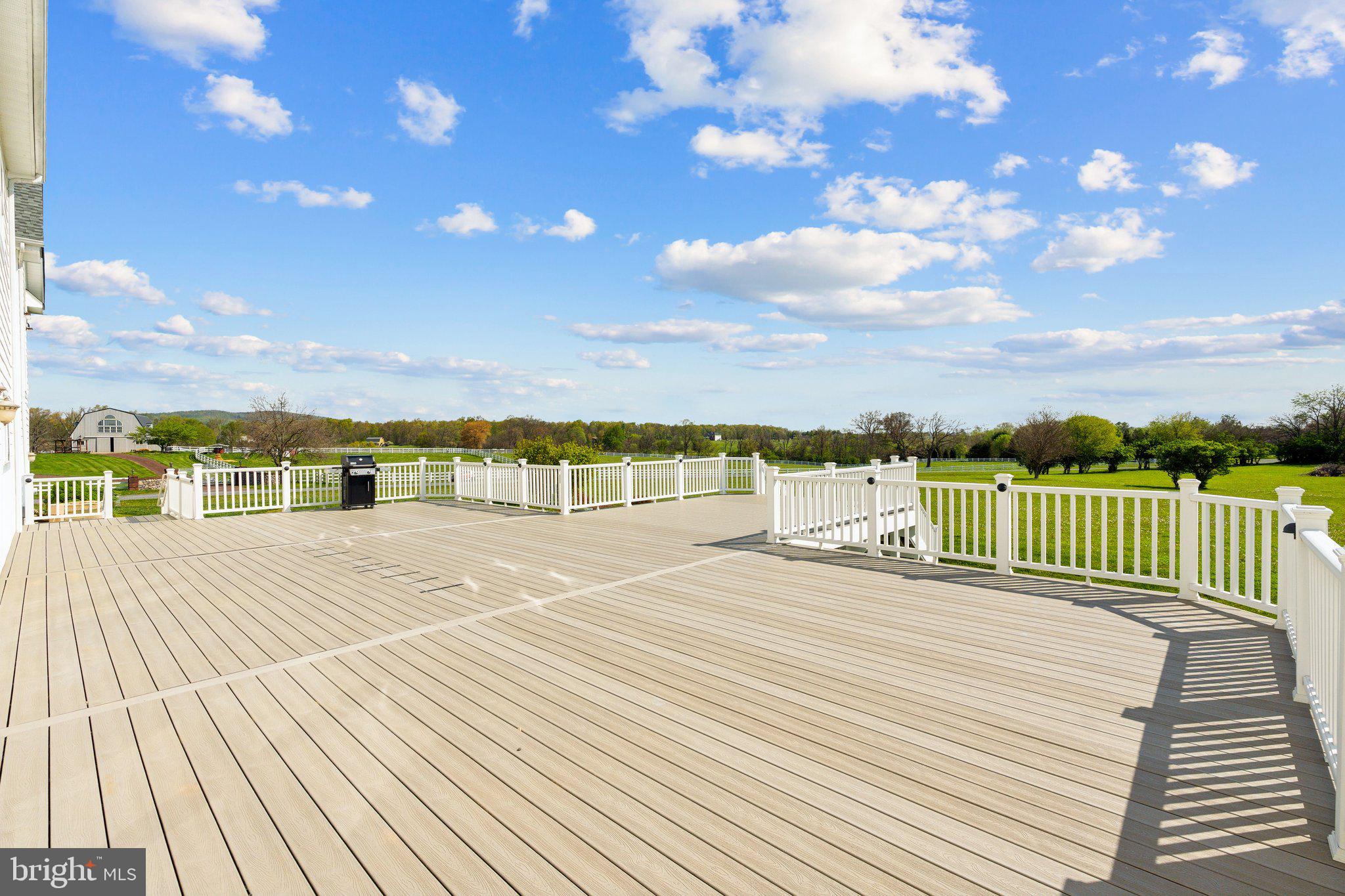 LONGMOOR FARM ESTATES - Residential