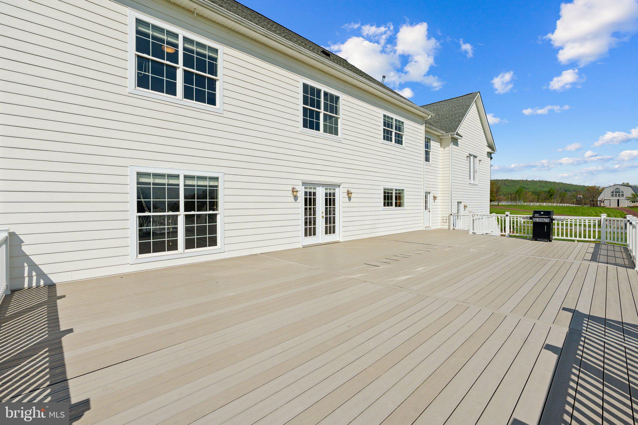 LONGMOOR FARM ESTATES - Residential