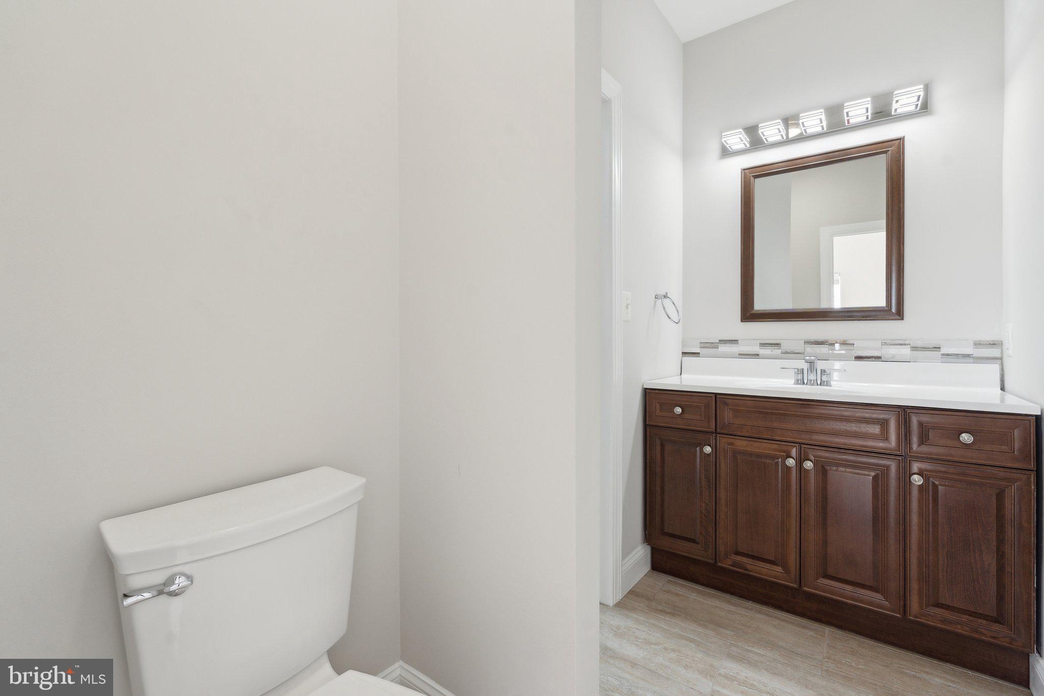 LONGMOOR FARM ESTATES - Residential