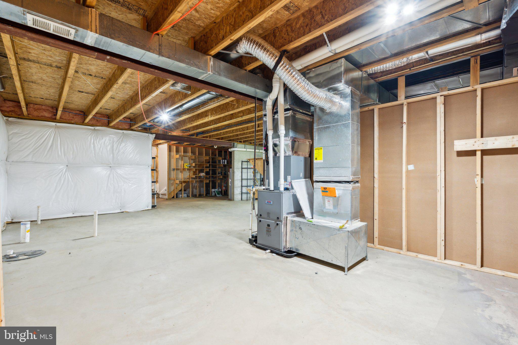 LONGMOOR FARM ESTATES - Residential