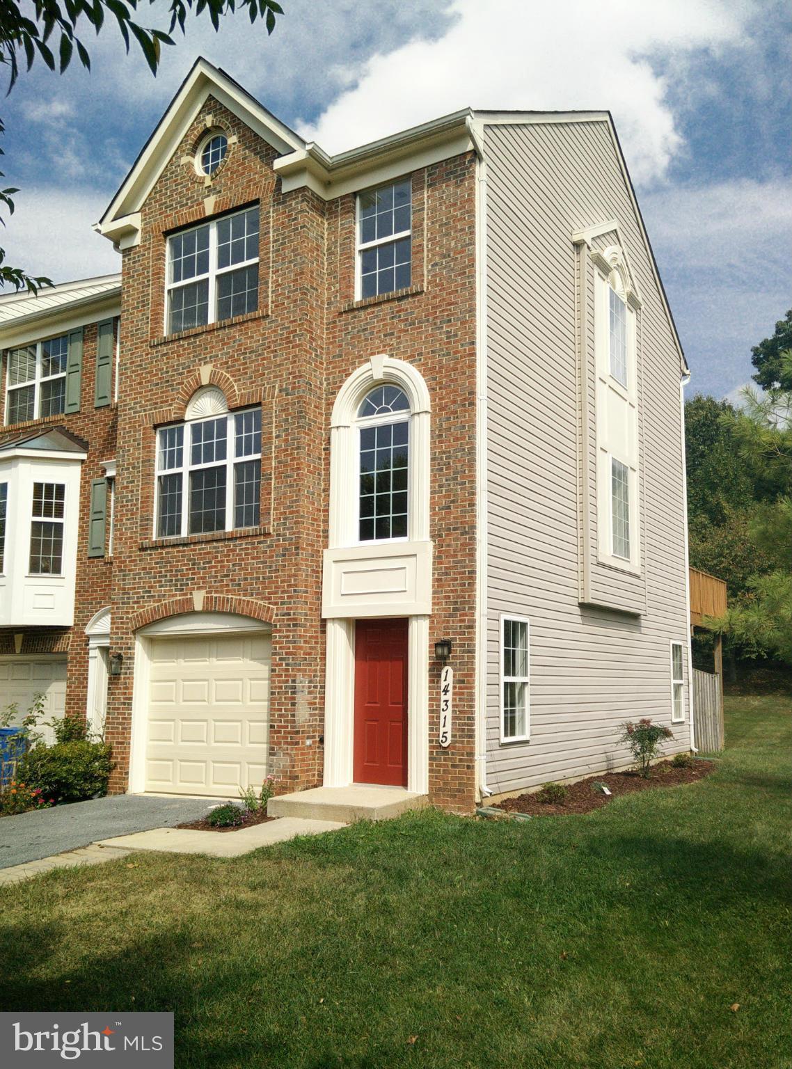 HOYLES MILL VILLAGE - Residential Lease