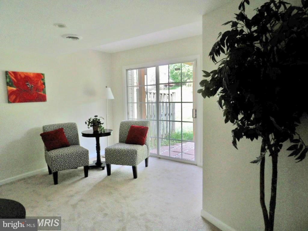 HOYLES MILL VILLAGE - Residential Lease