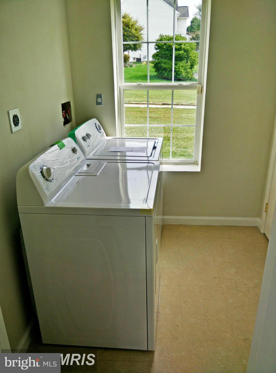 HOYLES MILL VILLAGE - Residential Lease