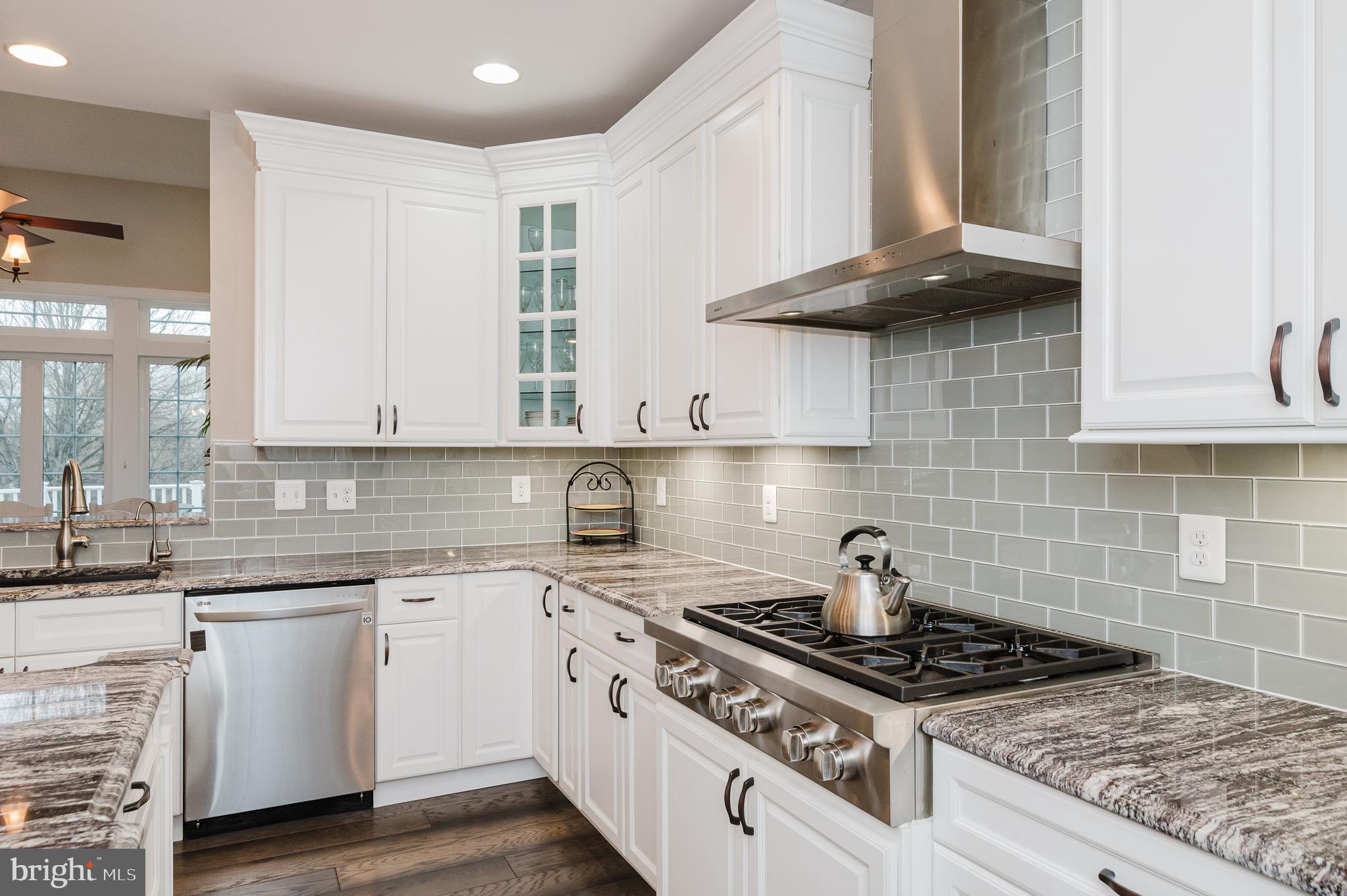 COLVARD MANOR - Residential