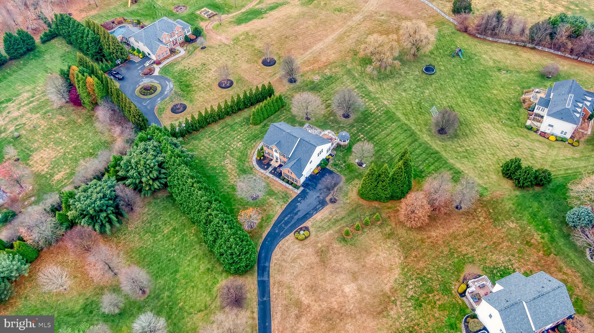 COLVARD MANOR - Residential