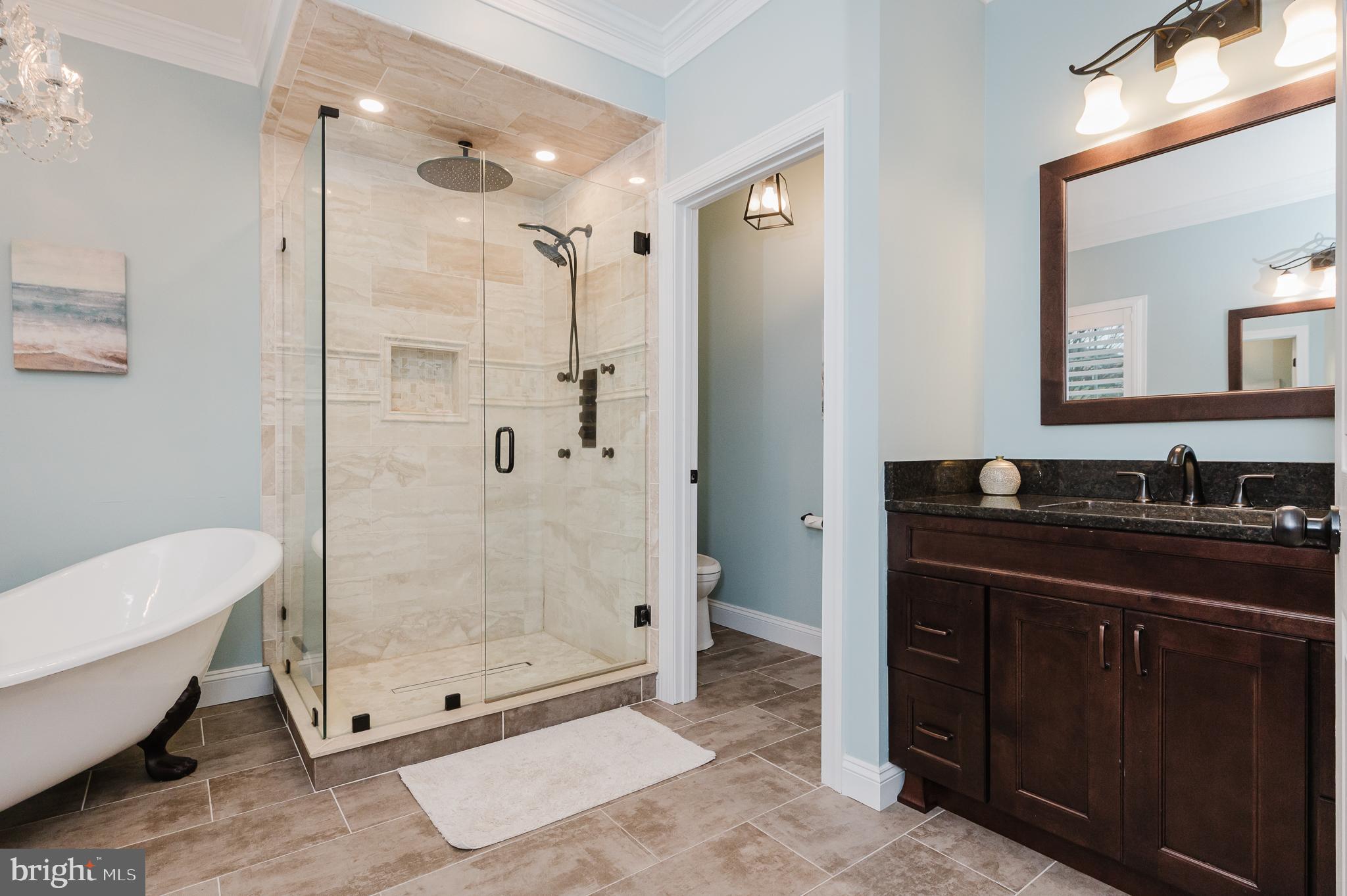 COLVARD MANOR - Residential