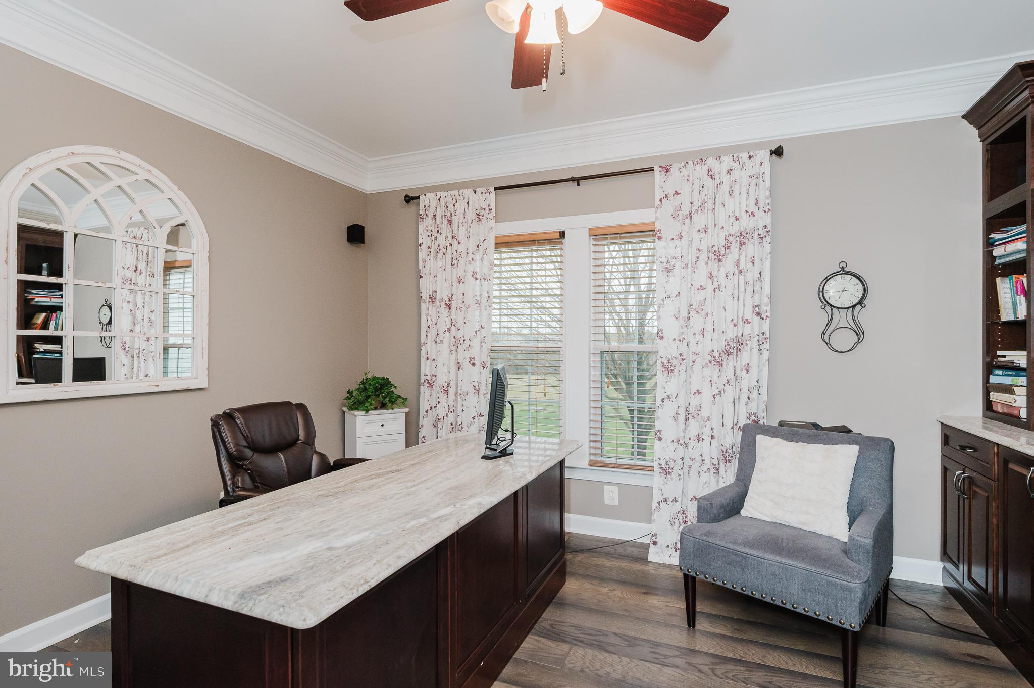 COLVARD MANOR - Residential