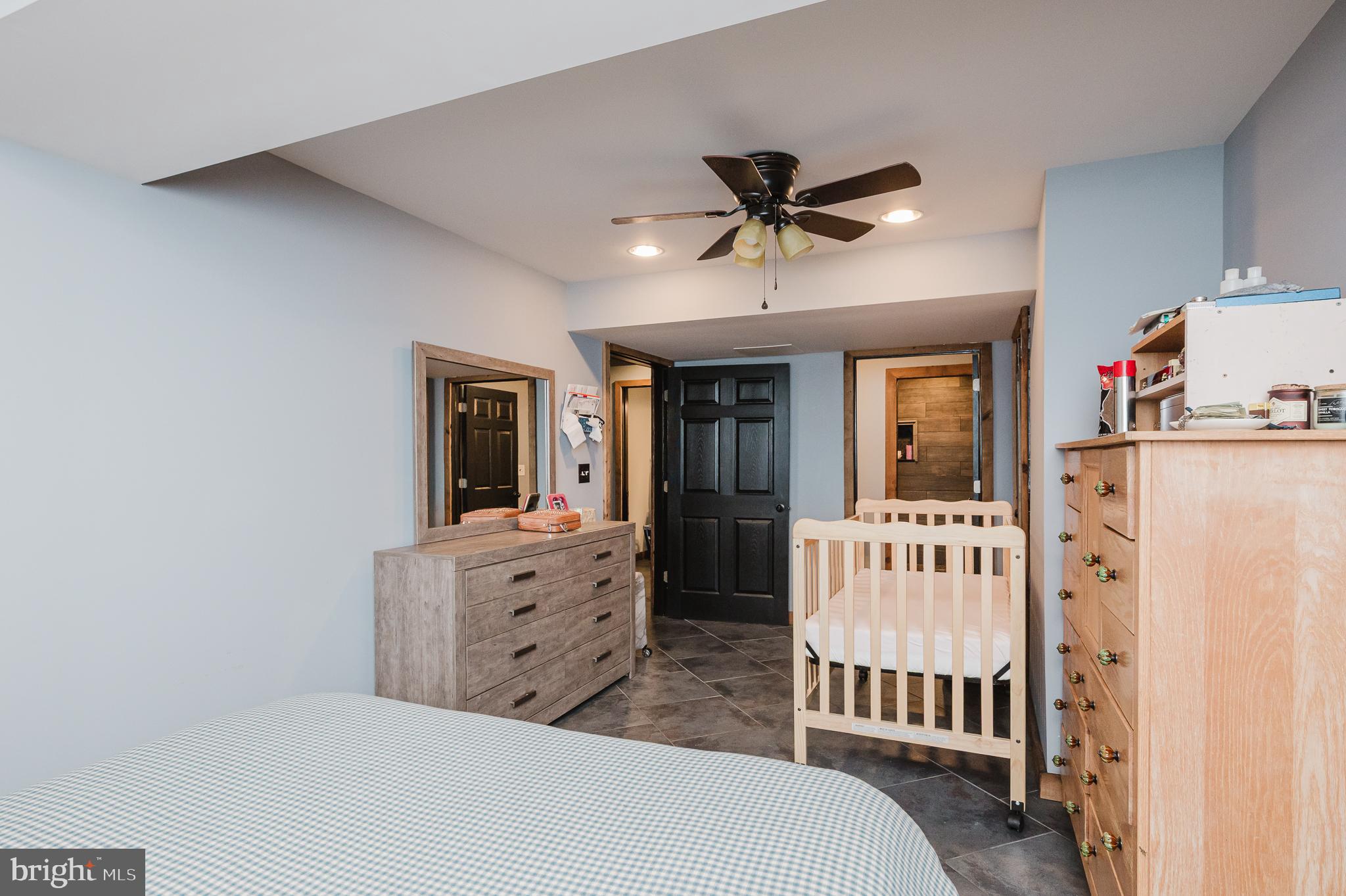 COLVARD MANOR - Residential