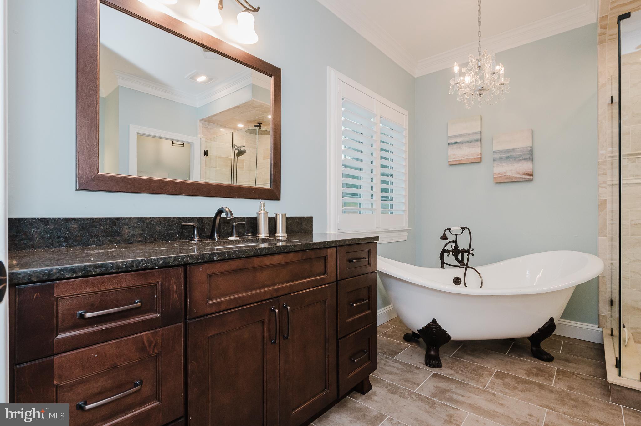 COLVARD MANOR - Residential