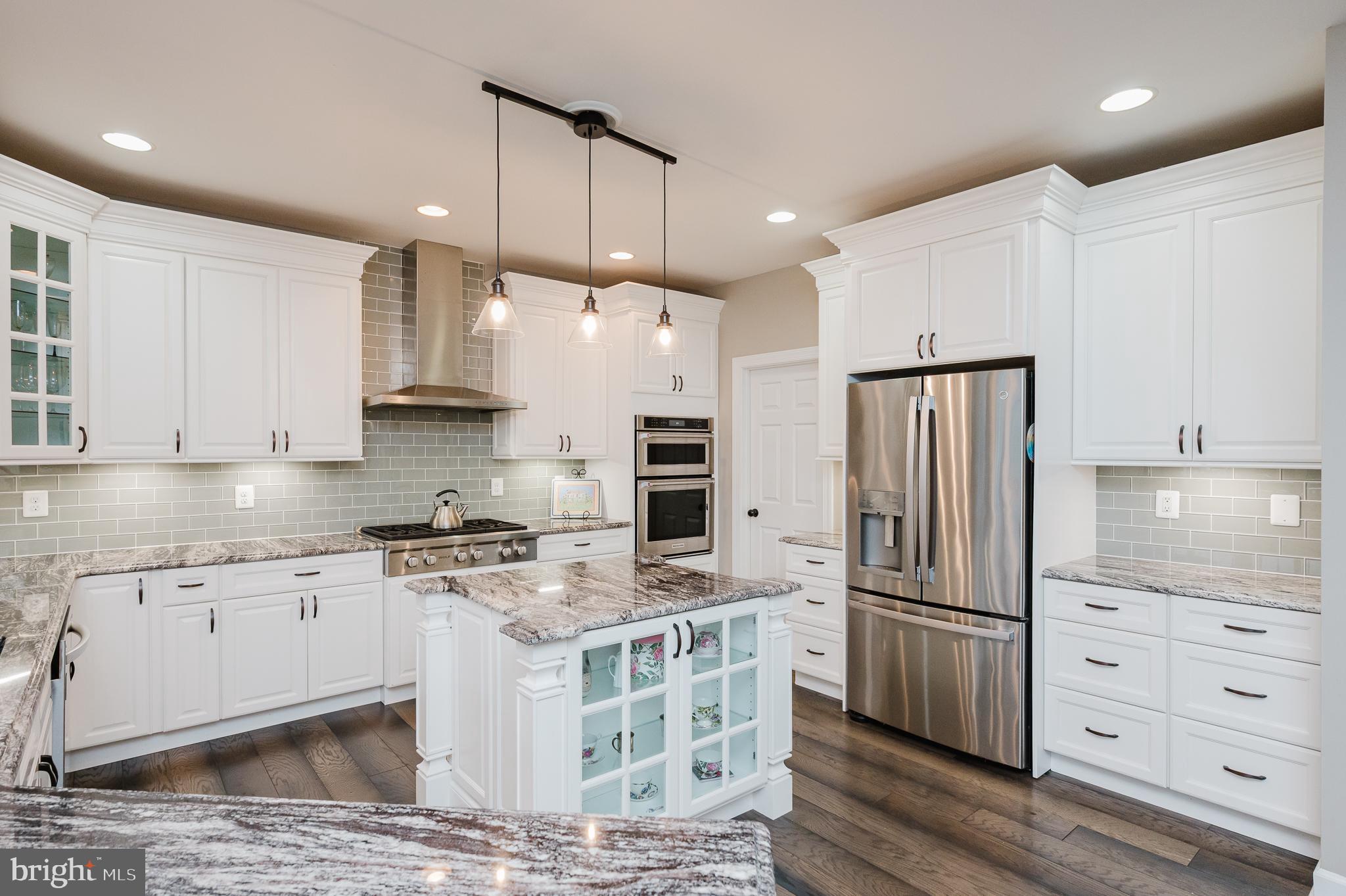 COLVARD MANOR - Residential