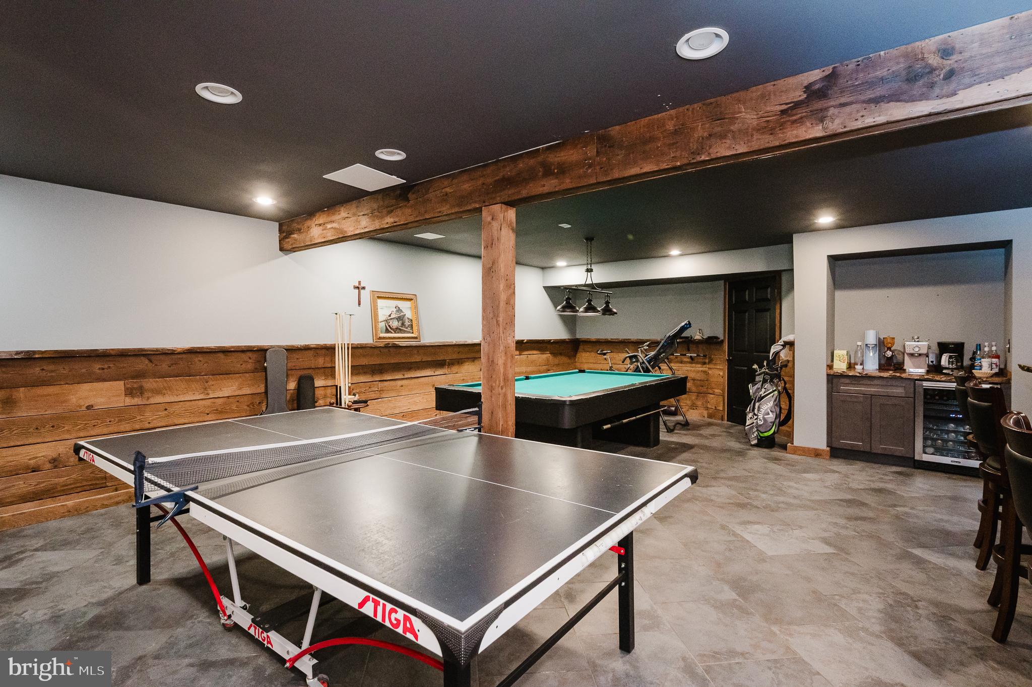 COLVARD MANOR - Residential