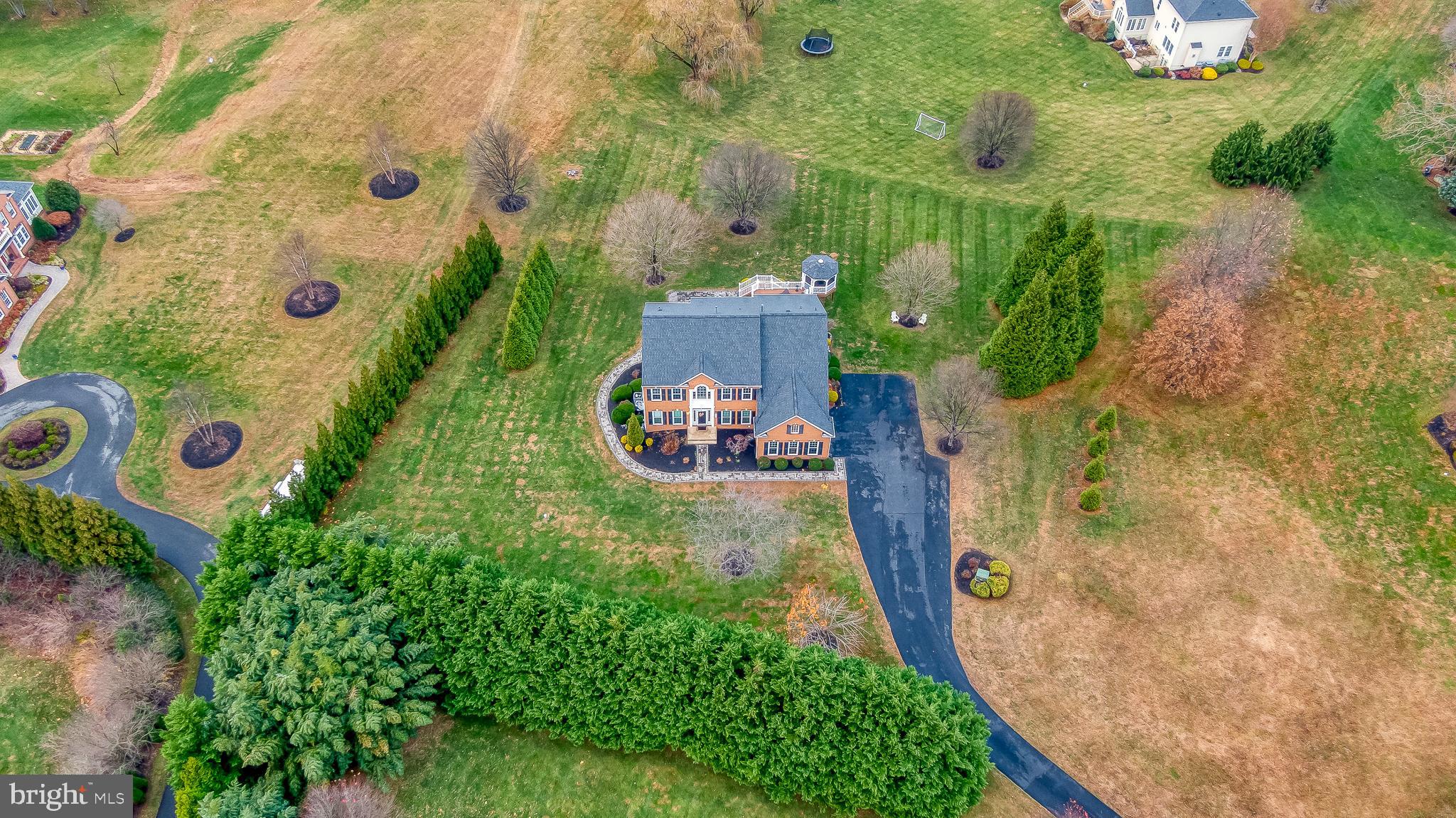 COLVARD MANOR - Residential