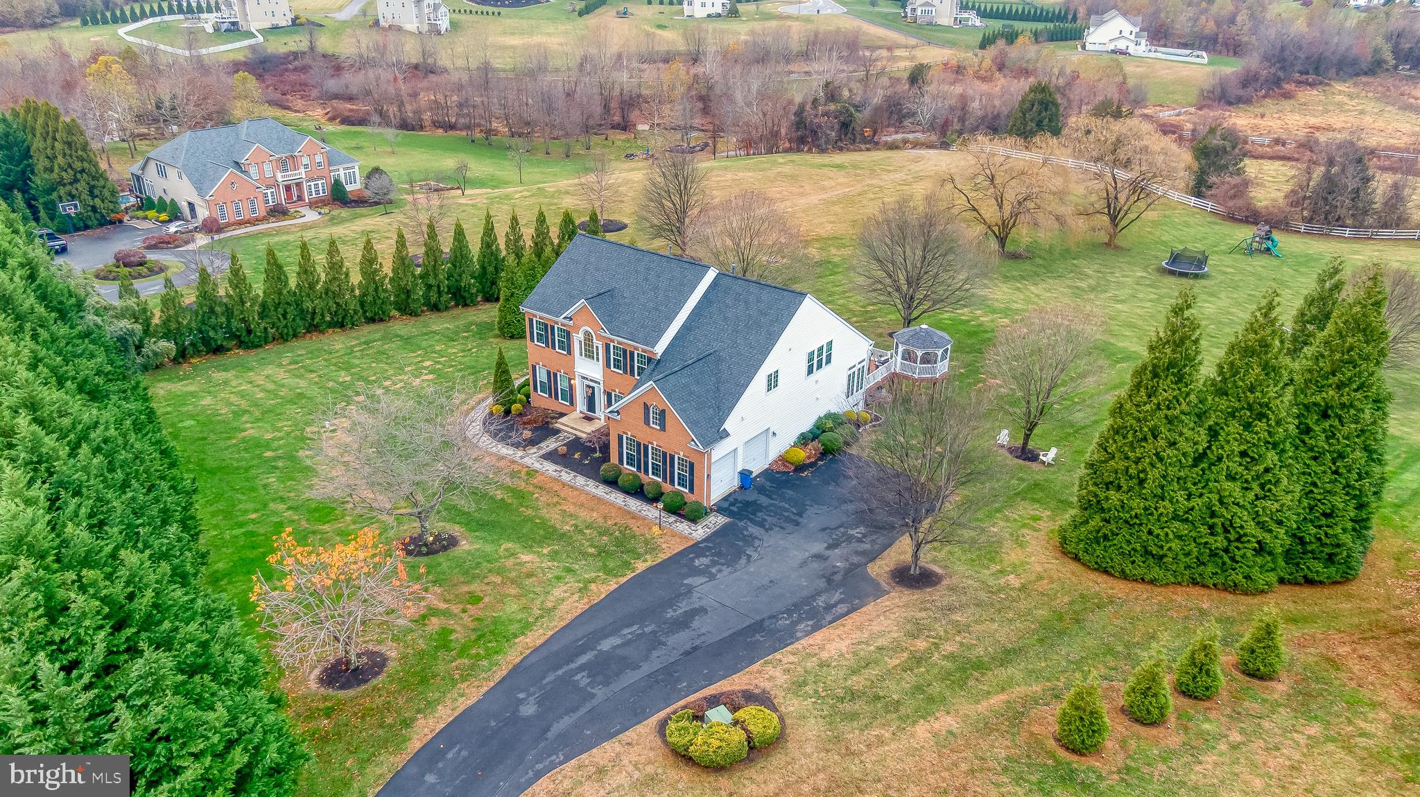 COLVARD MANOR - Residential