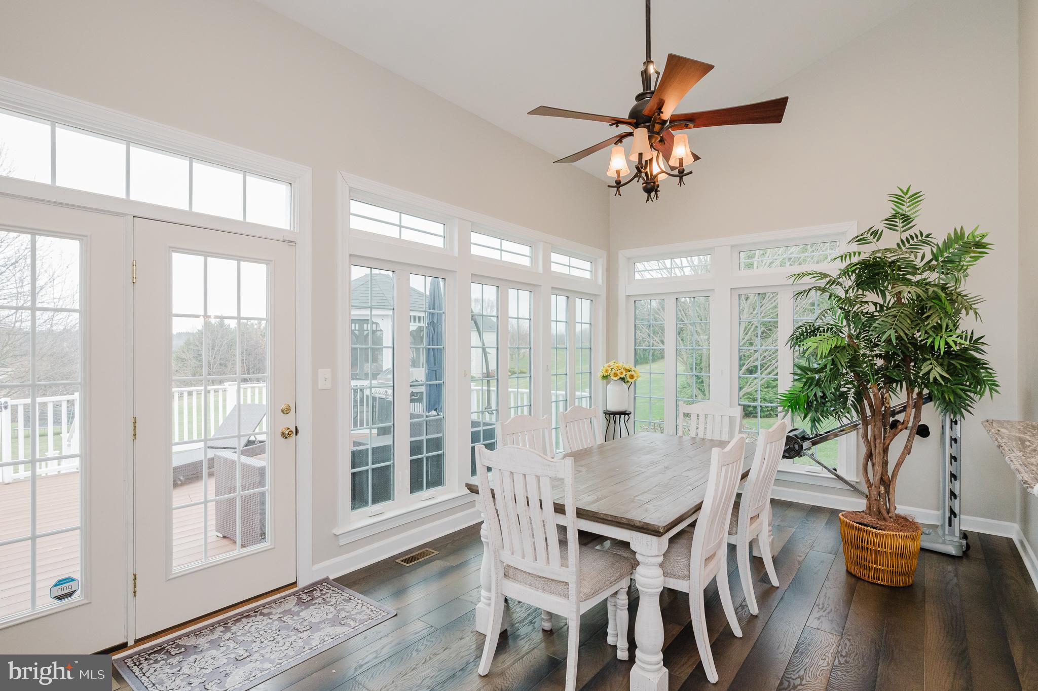 COLVARD MANOR - Residential