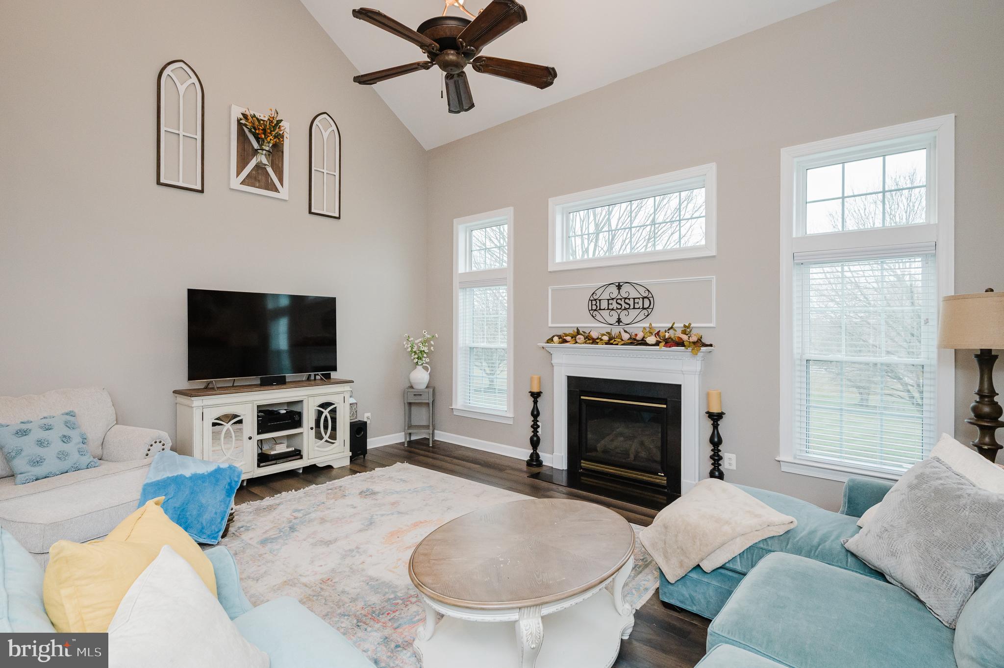 COLVARD MANOR - Residential