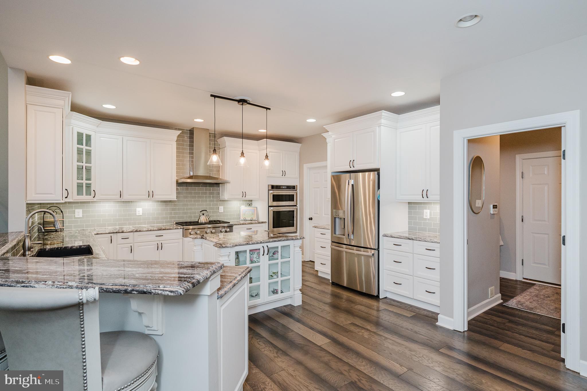 COLVARD MANOR - Residential