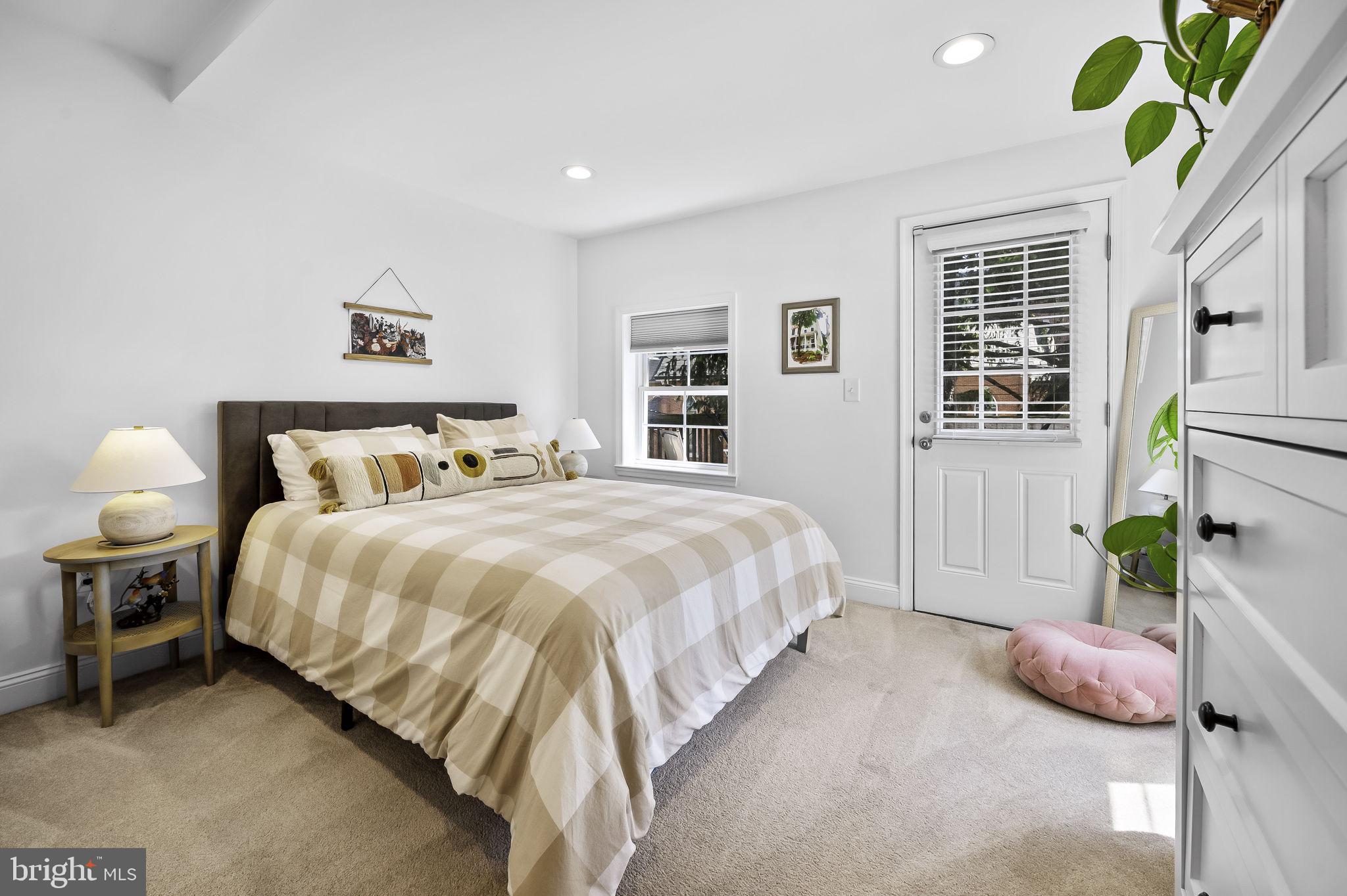 HAMPDEN HISTORIC DISTRICT - Residential