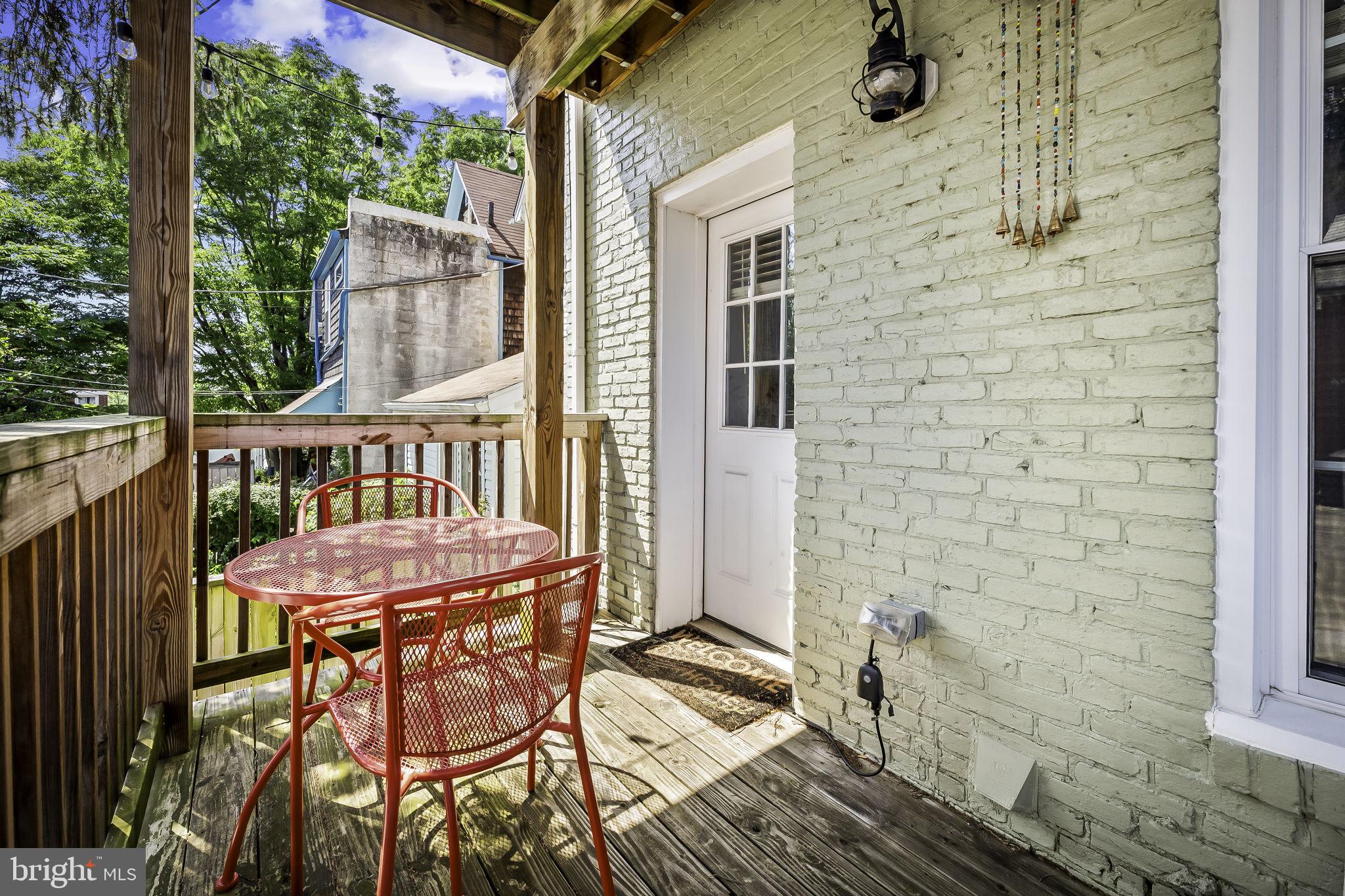 HAMPDEN HISTORIC DISTRICT - Residential