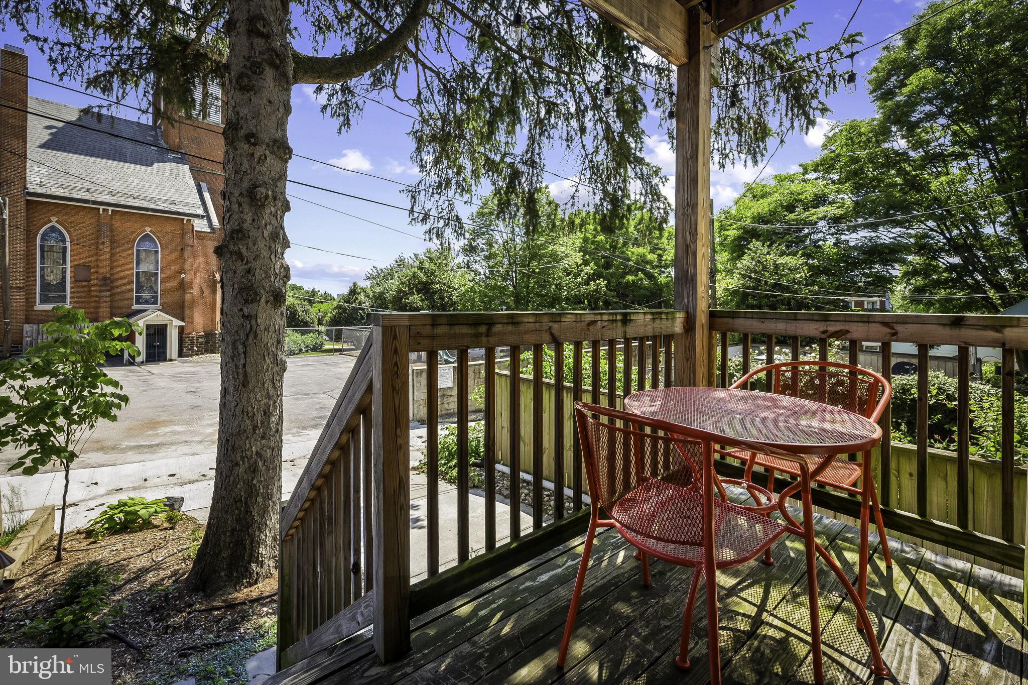 HAMPDEN HISTORIC DISTRICT - Residential